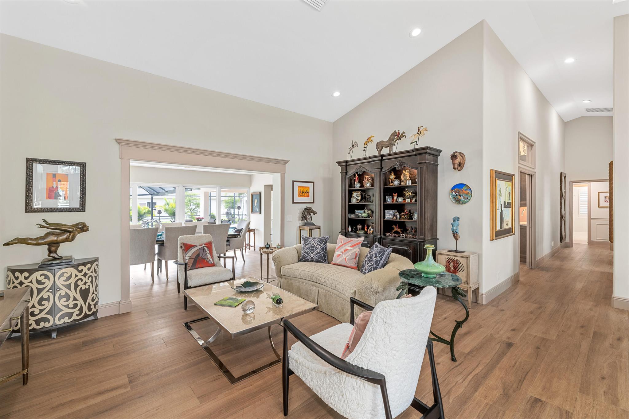 1464 Stallion Drive E