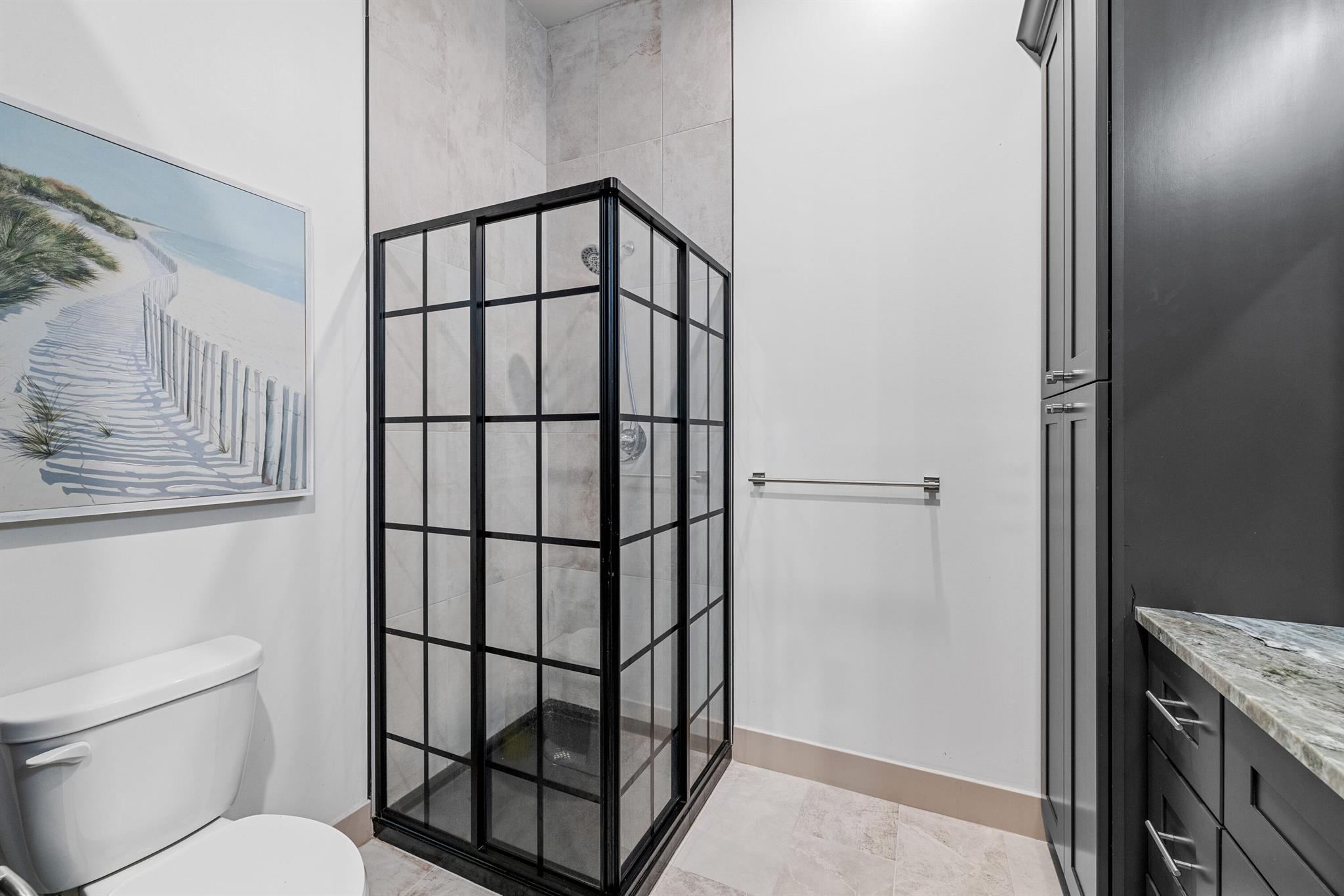 1464 Stallion Drive E