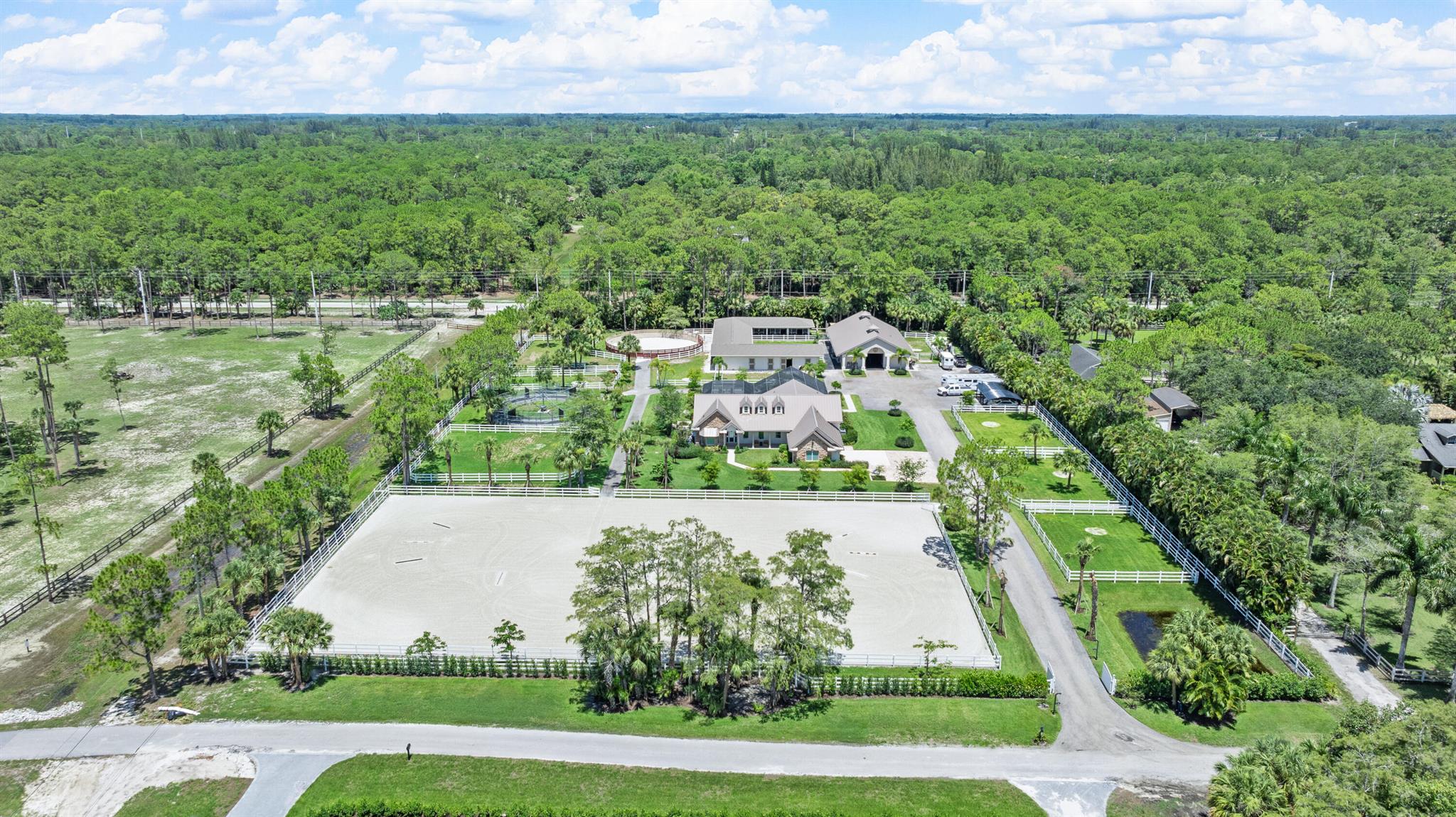1464 Stallion Drive E