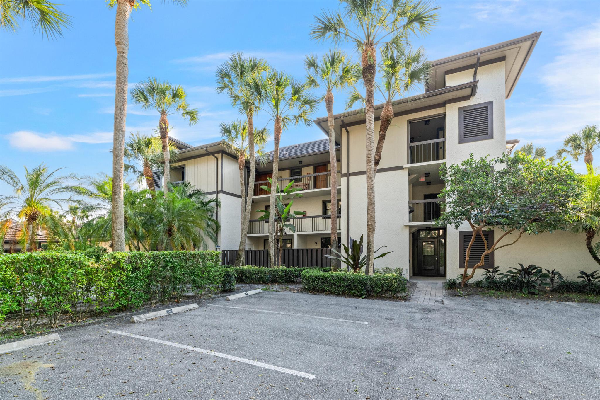 2785 Polo Island Drive J301