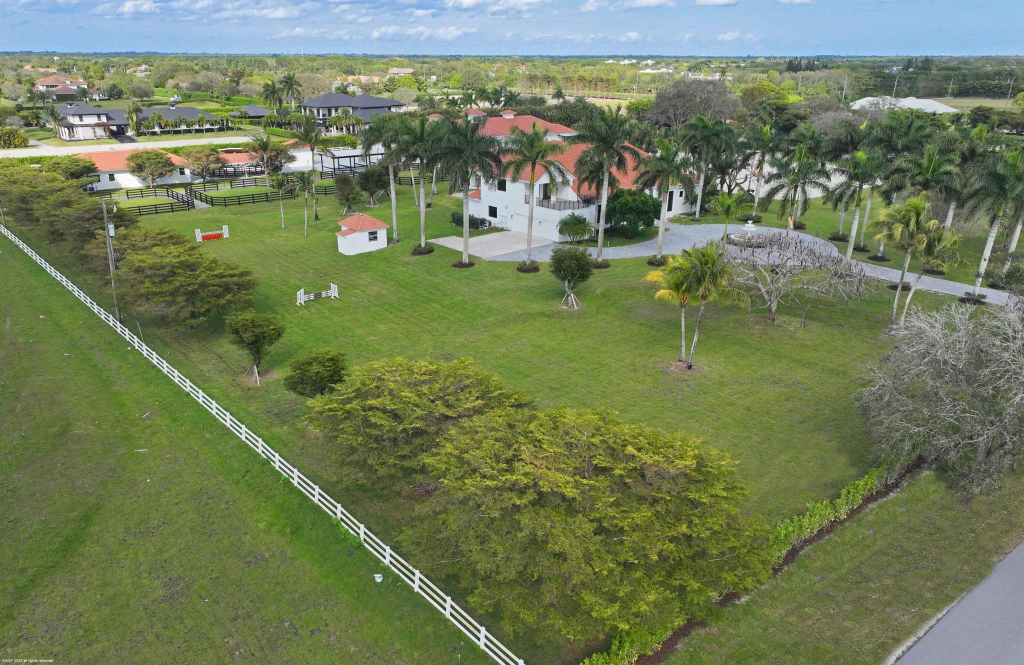 15293 Sunnyland Lane
