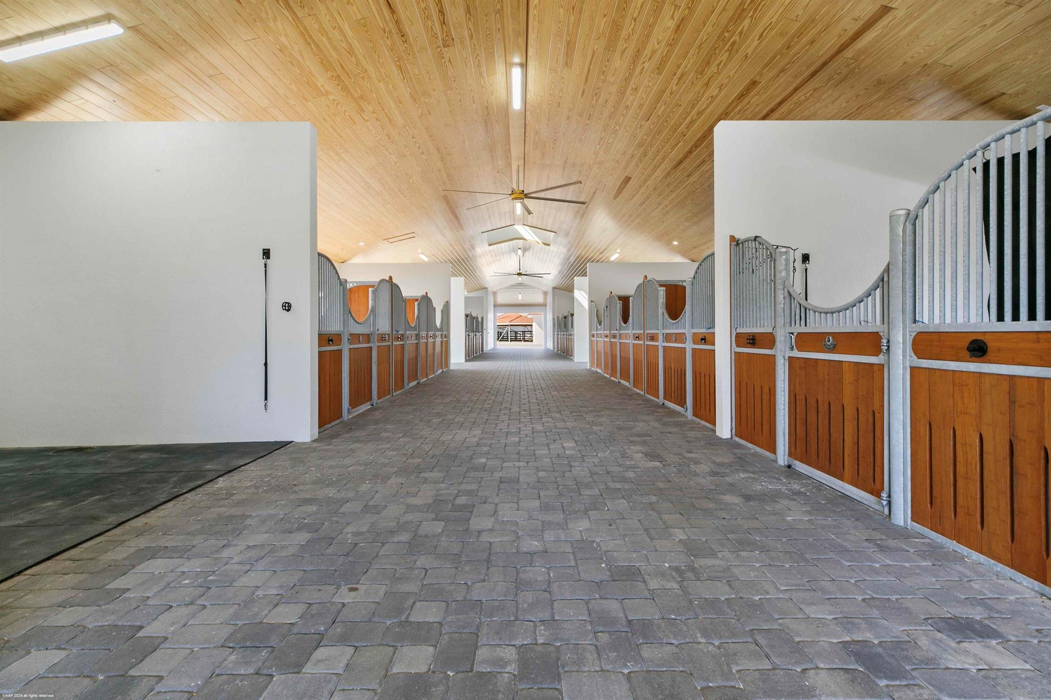 15293 Sunnyland Lane
