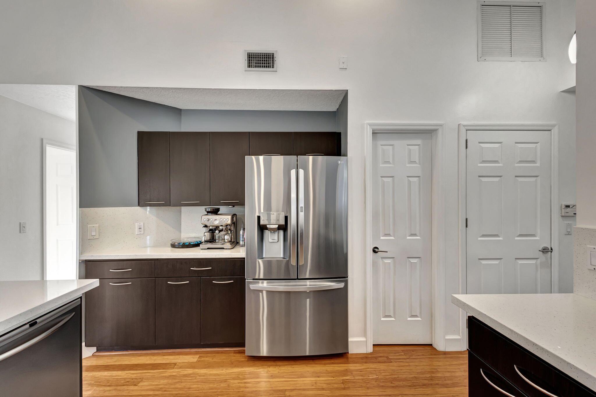 2470 Sandstone Court