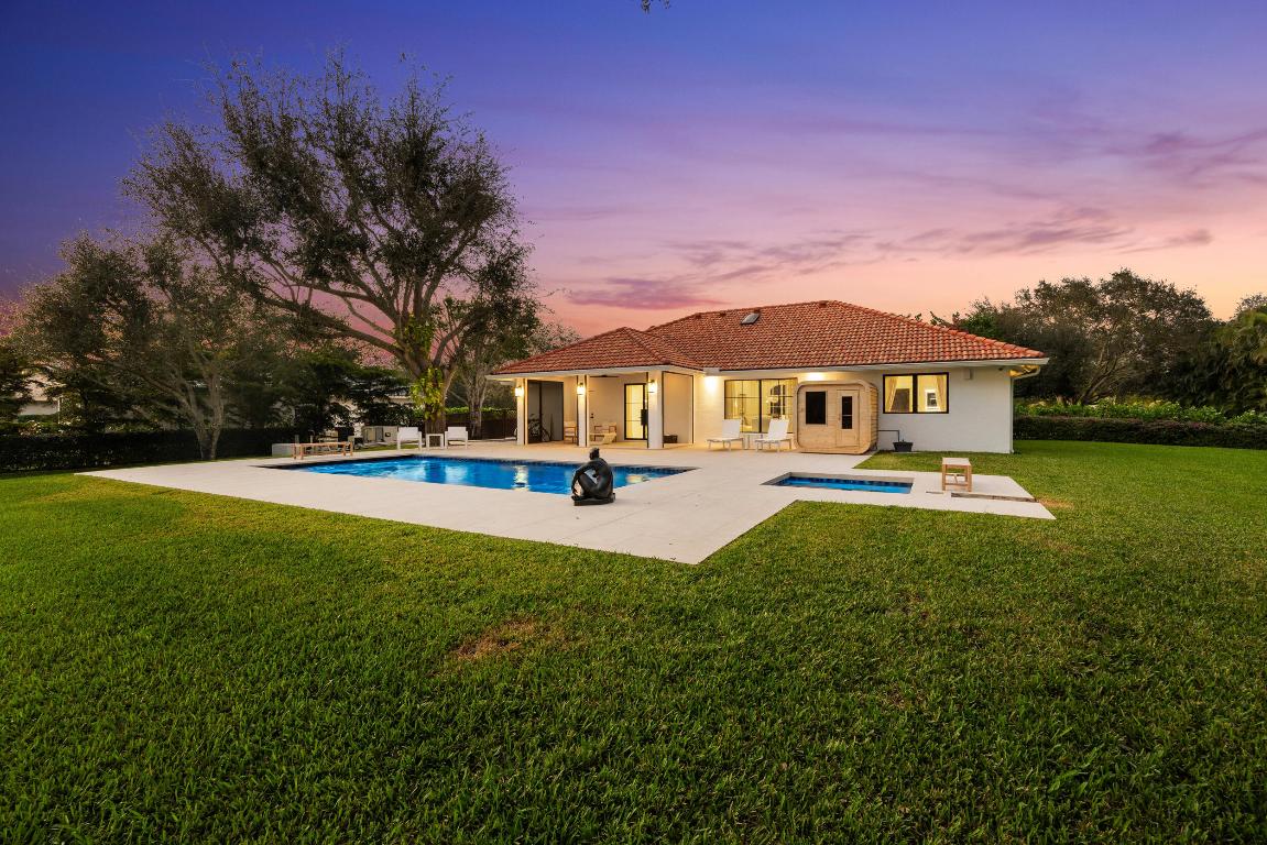 2835 Greenbriar Boulevard