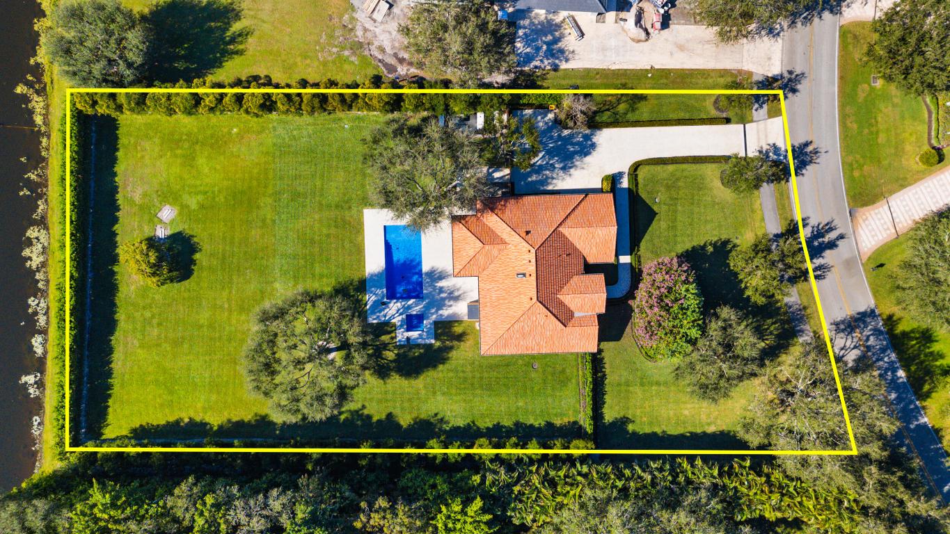 2835 Greenbriar Boulevard