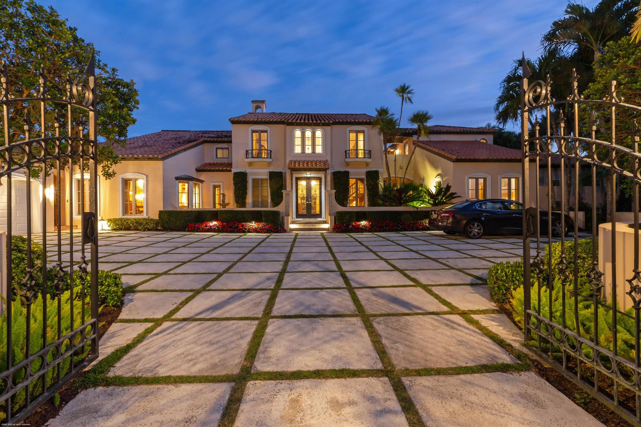 11928 Maidstone Drive E