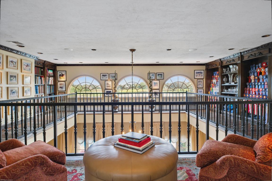 11928 Maidstone Drive E