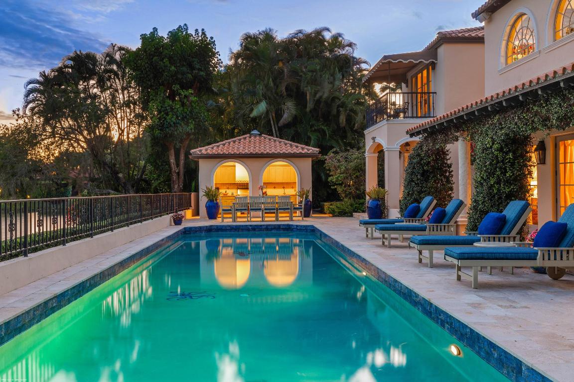 11928 Maidstone Drive E