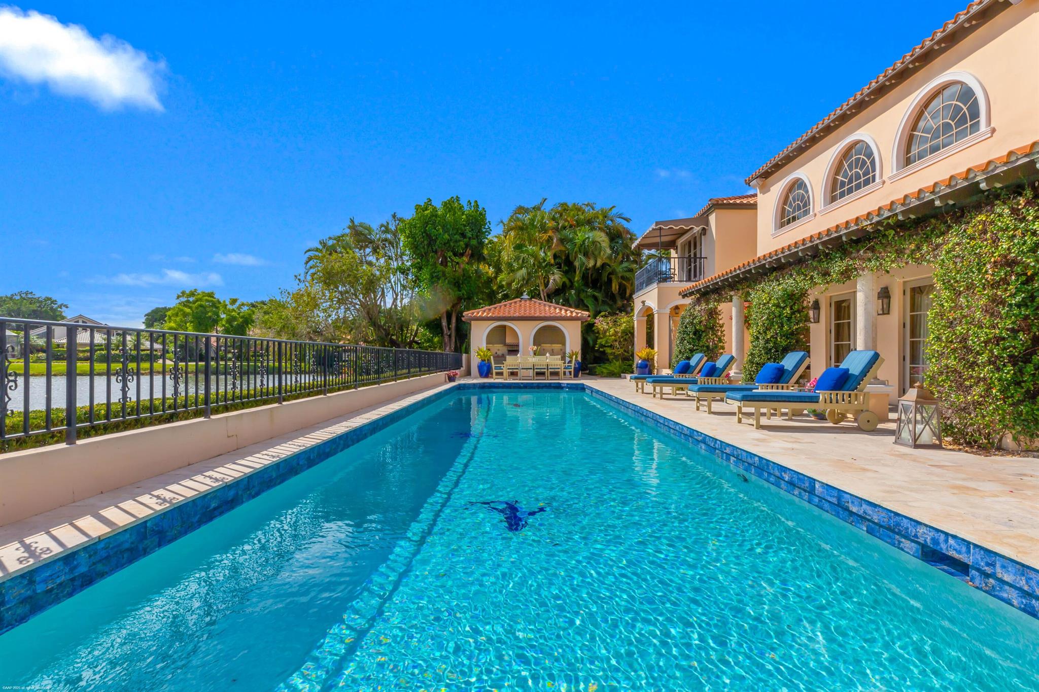 11928 Maidstone Drive E