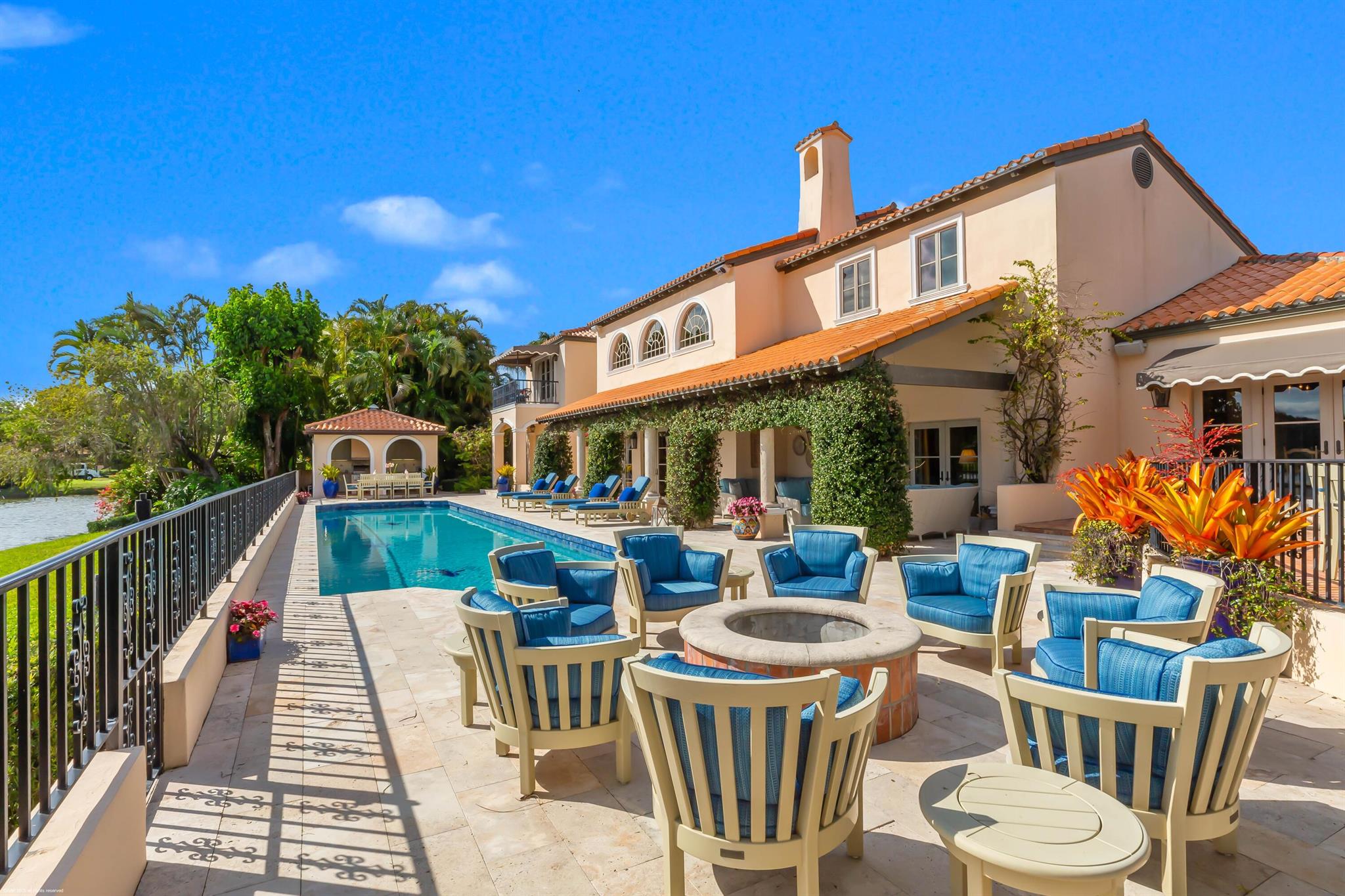 11928 Maidstone Drive E