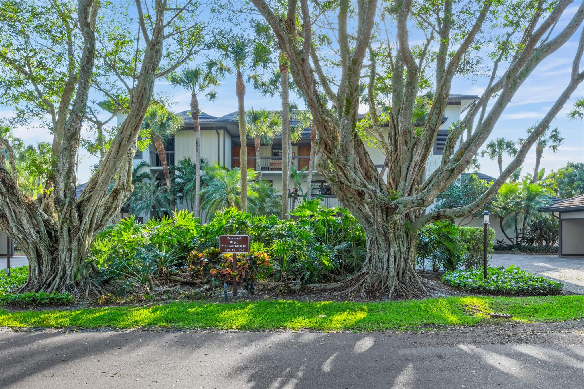 2785 Polo Island Drive J301