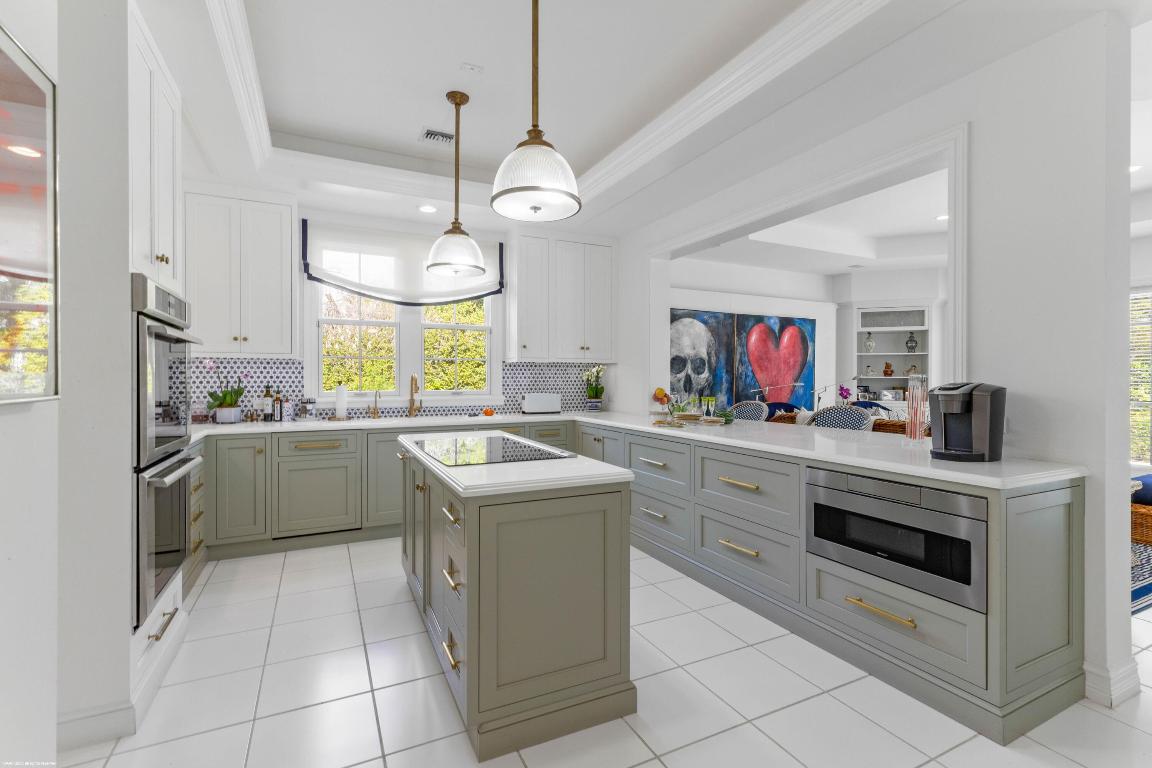 2830 Long Meadow Drive