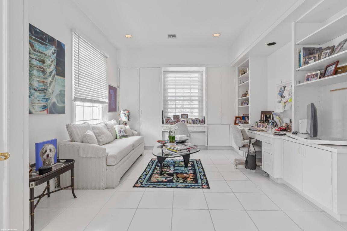 2830 Long Meadow Drive