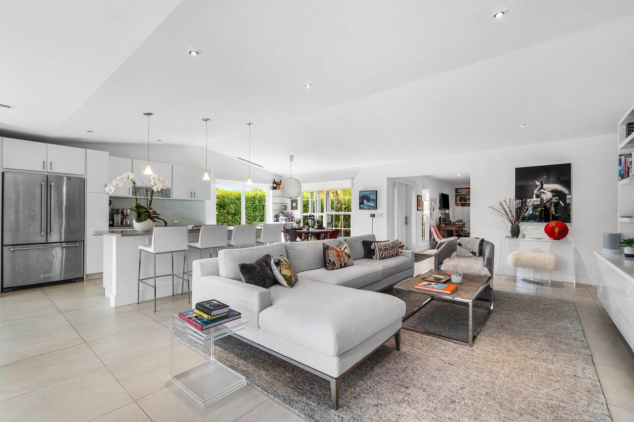 2320 Las Casitas Drive