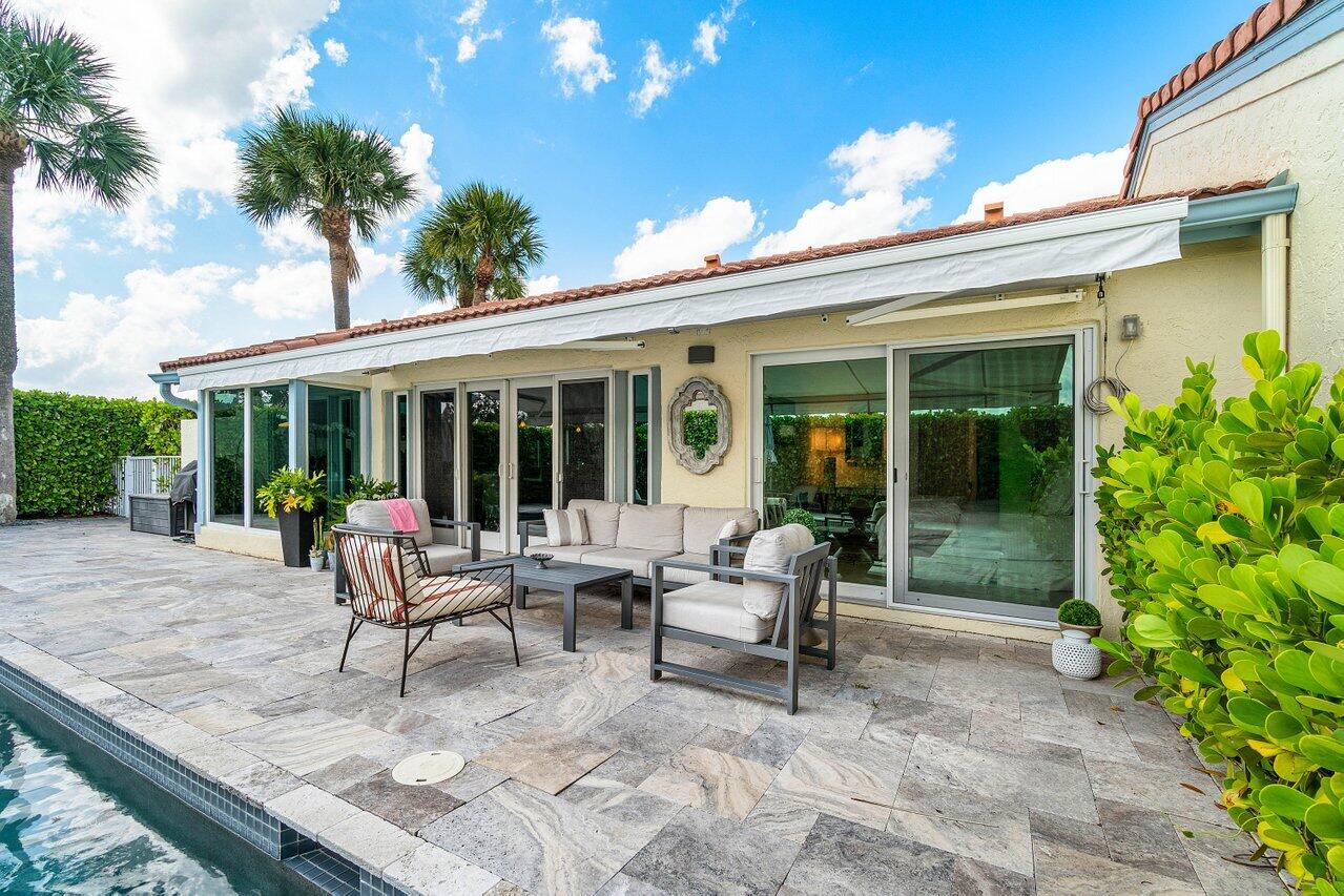 2320 Las Casitas Drive