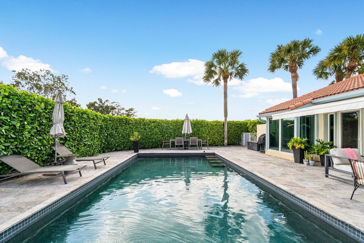 2320 Las Casitas Drive