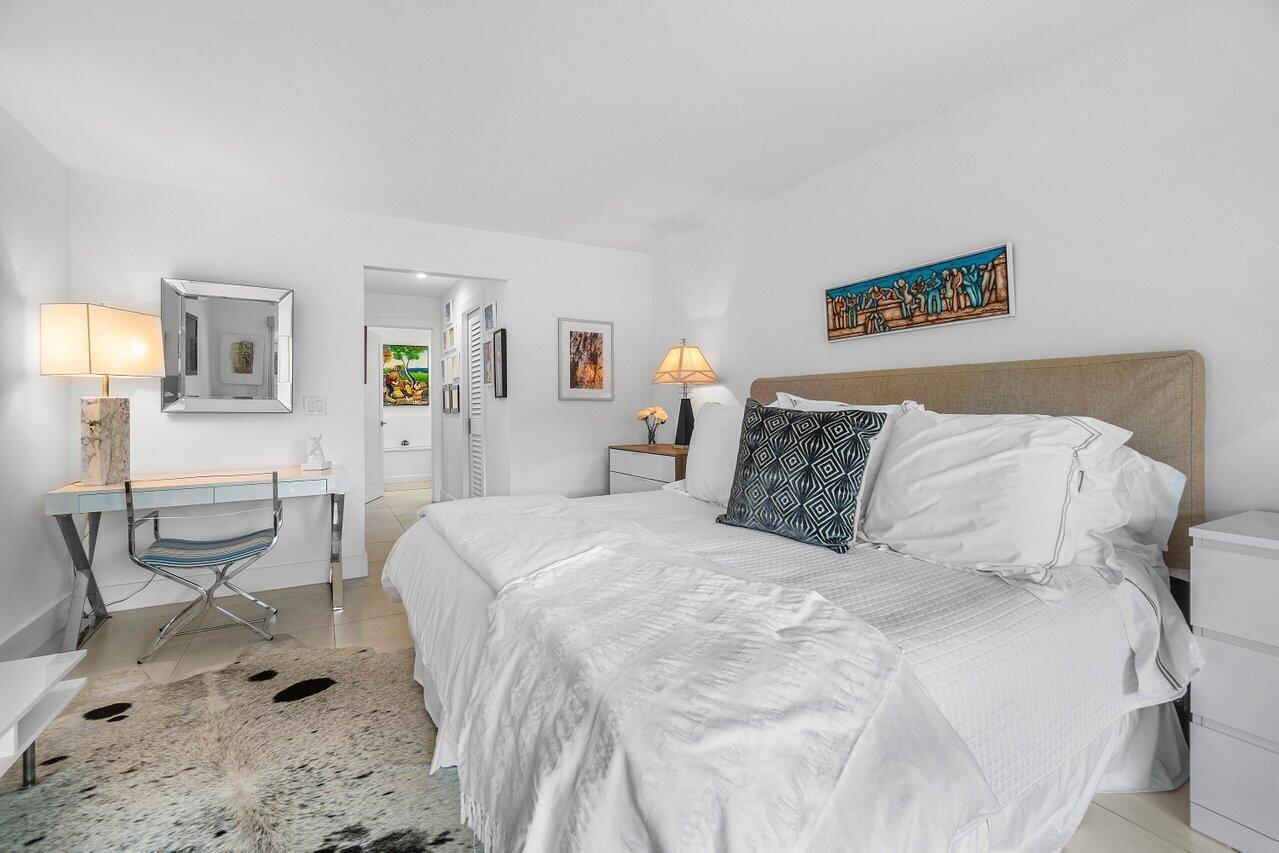 2320 Las Casitas Drive