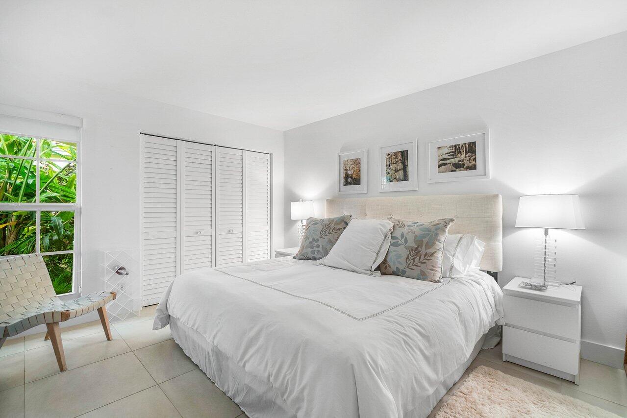 2320 Las Casitas Drive