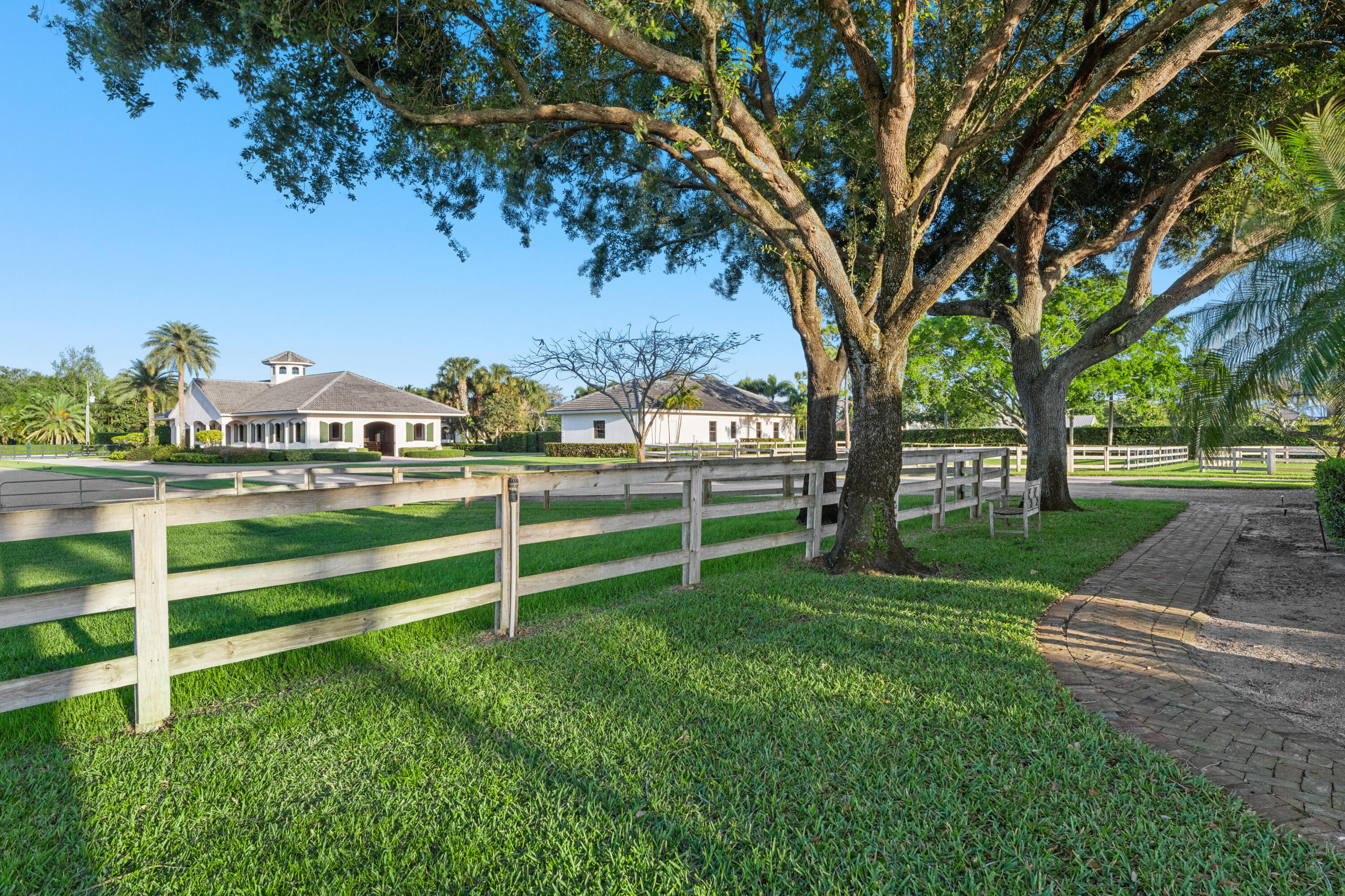 14169 Belmont Trace