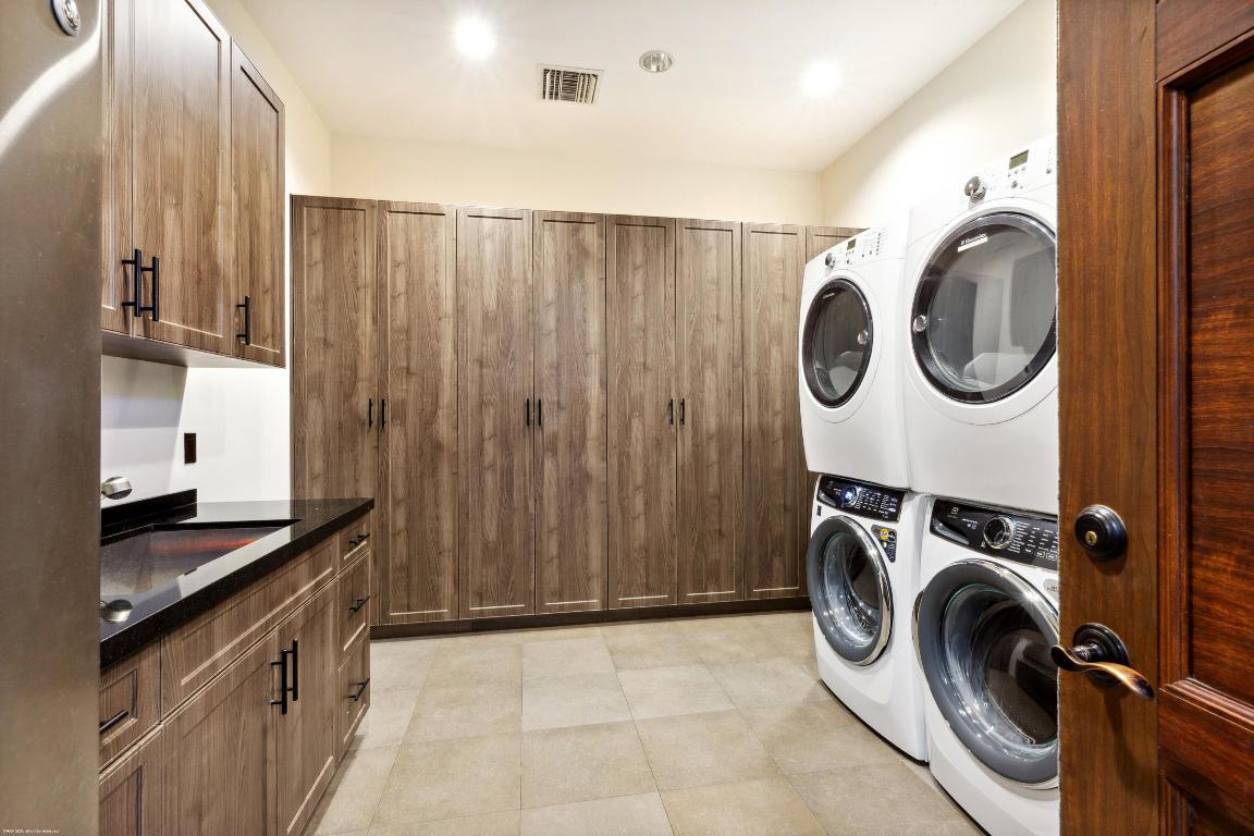 14775 Equestrian Way