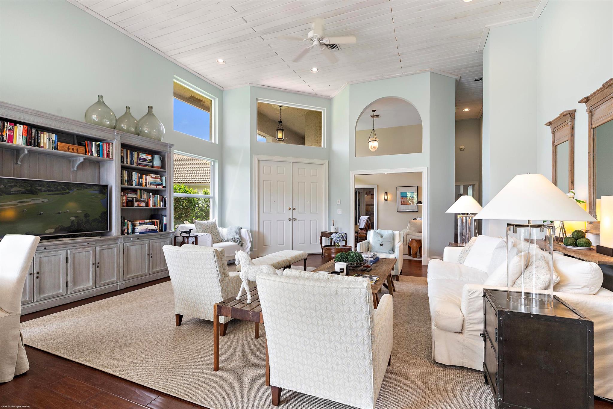 2990 Twin Oaks Way