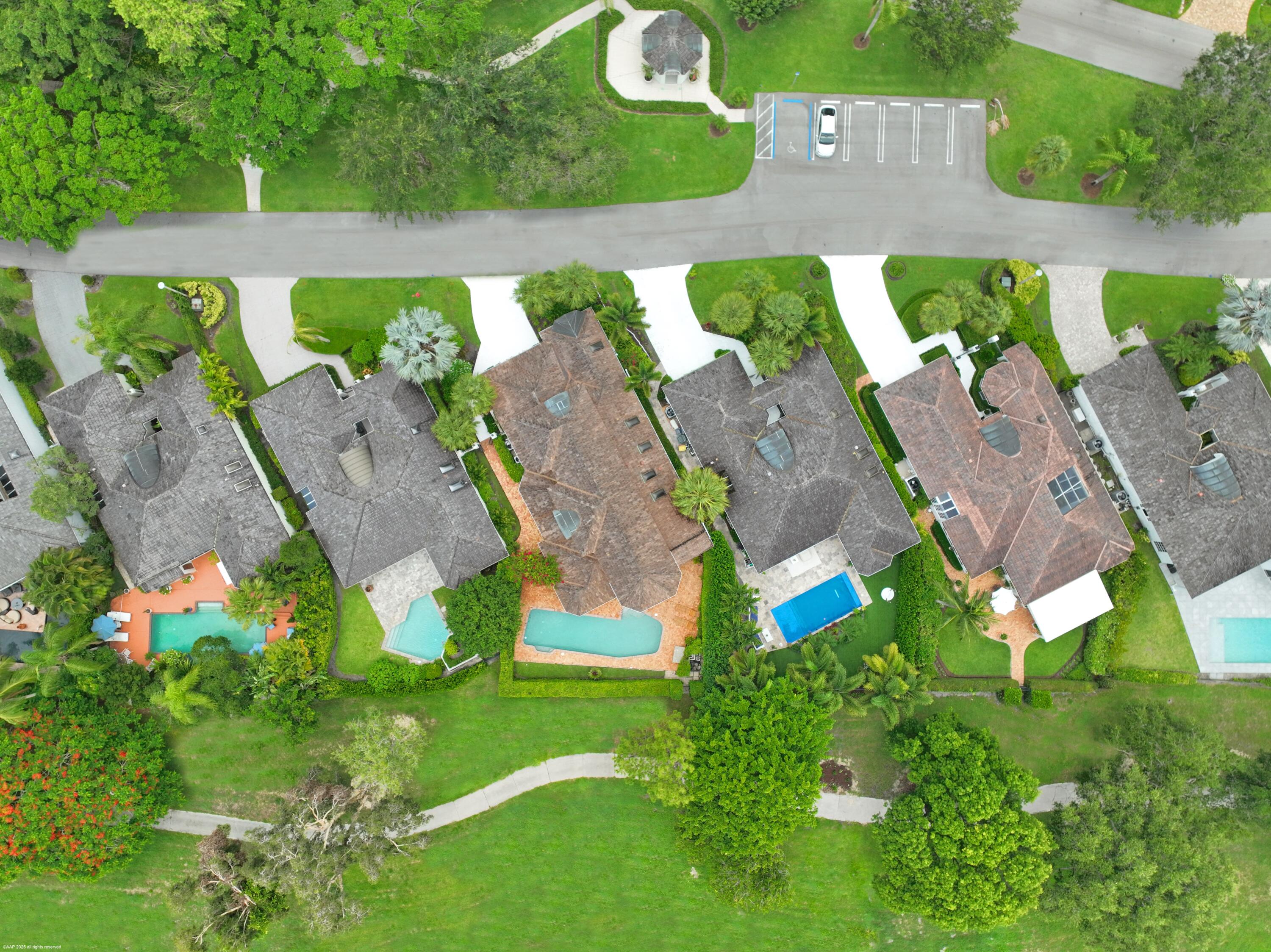 2502 Muir Circle