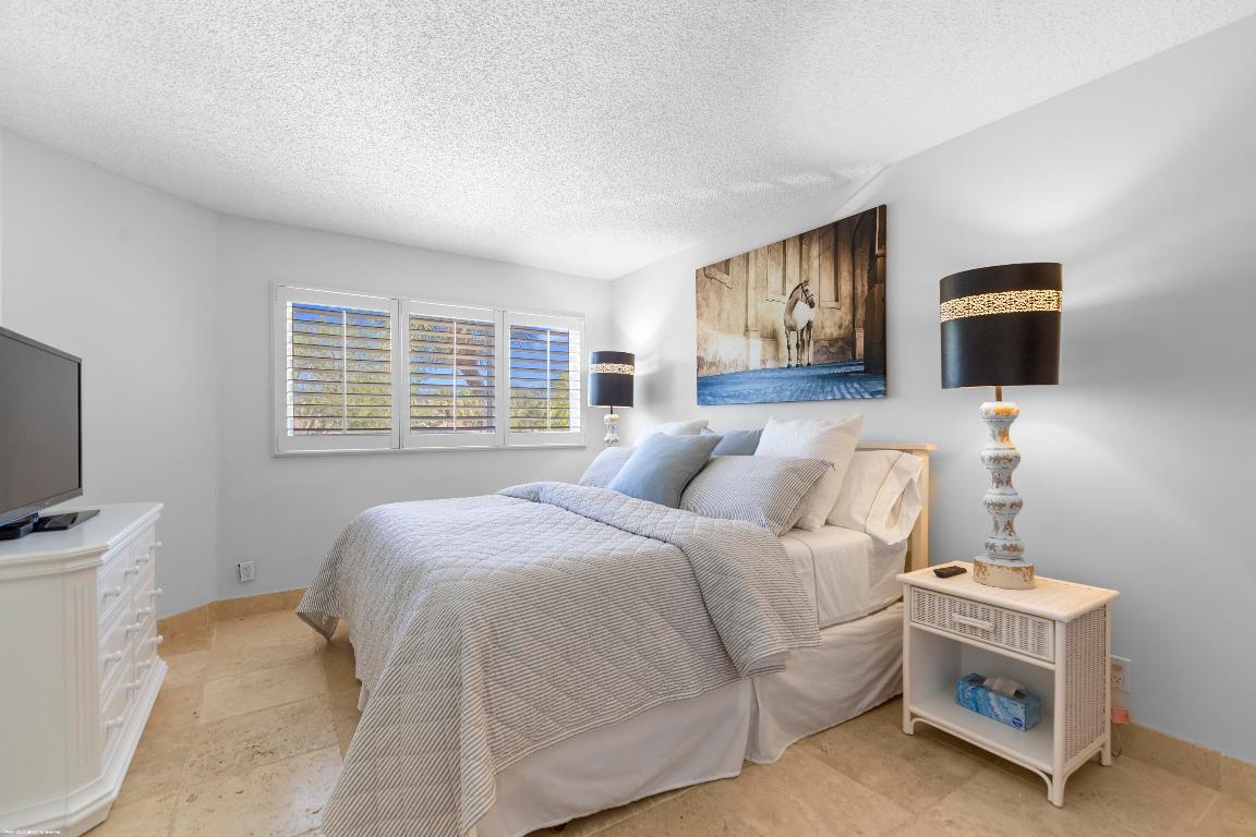 2624 Muirfield Court