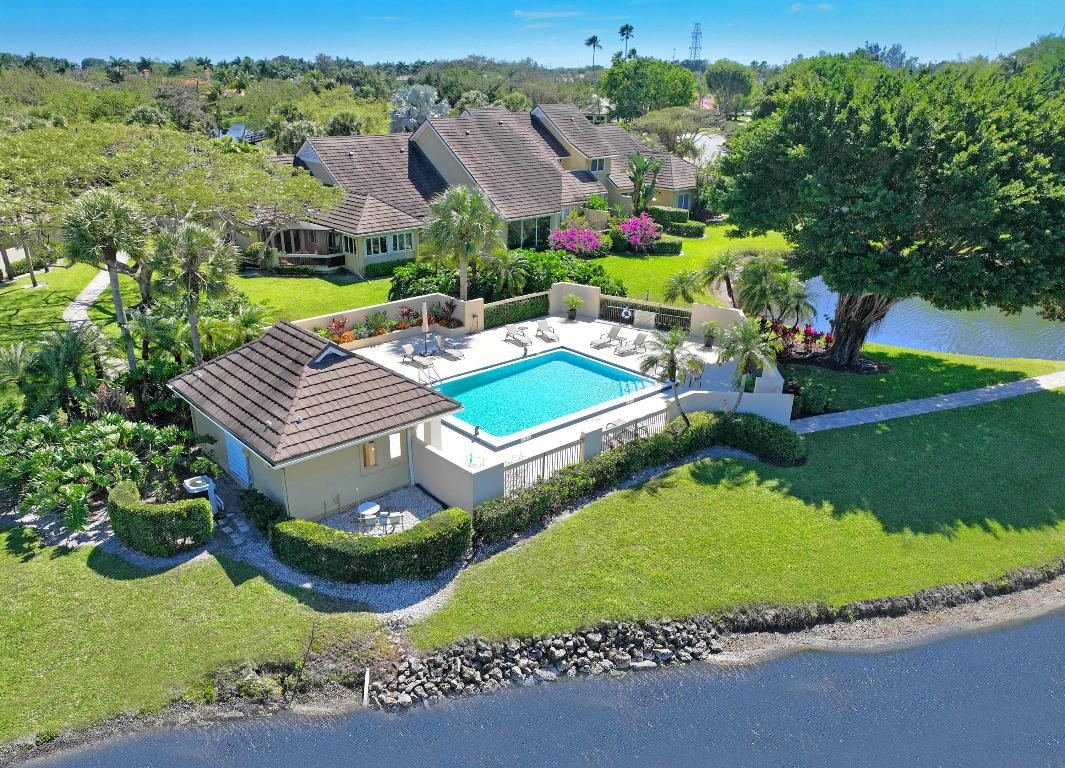 2624 Muirfield Court