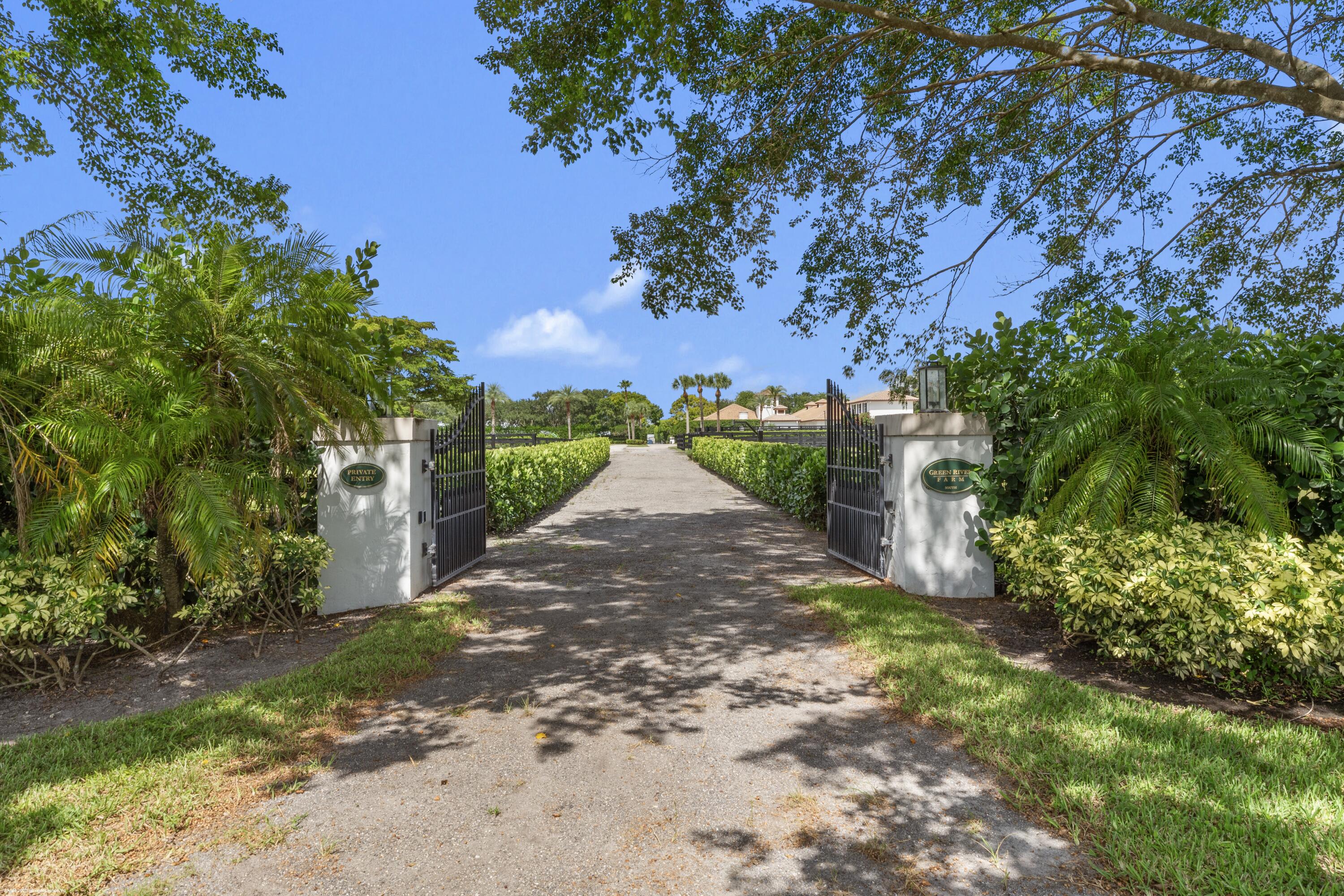 3382 Grand Prix Farms Drive N