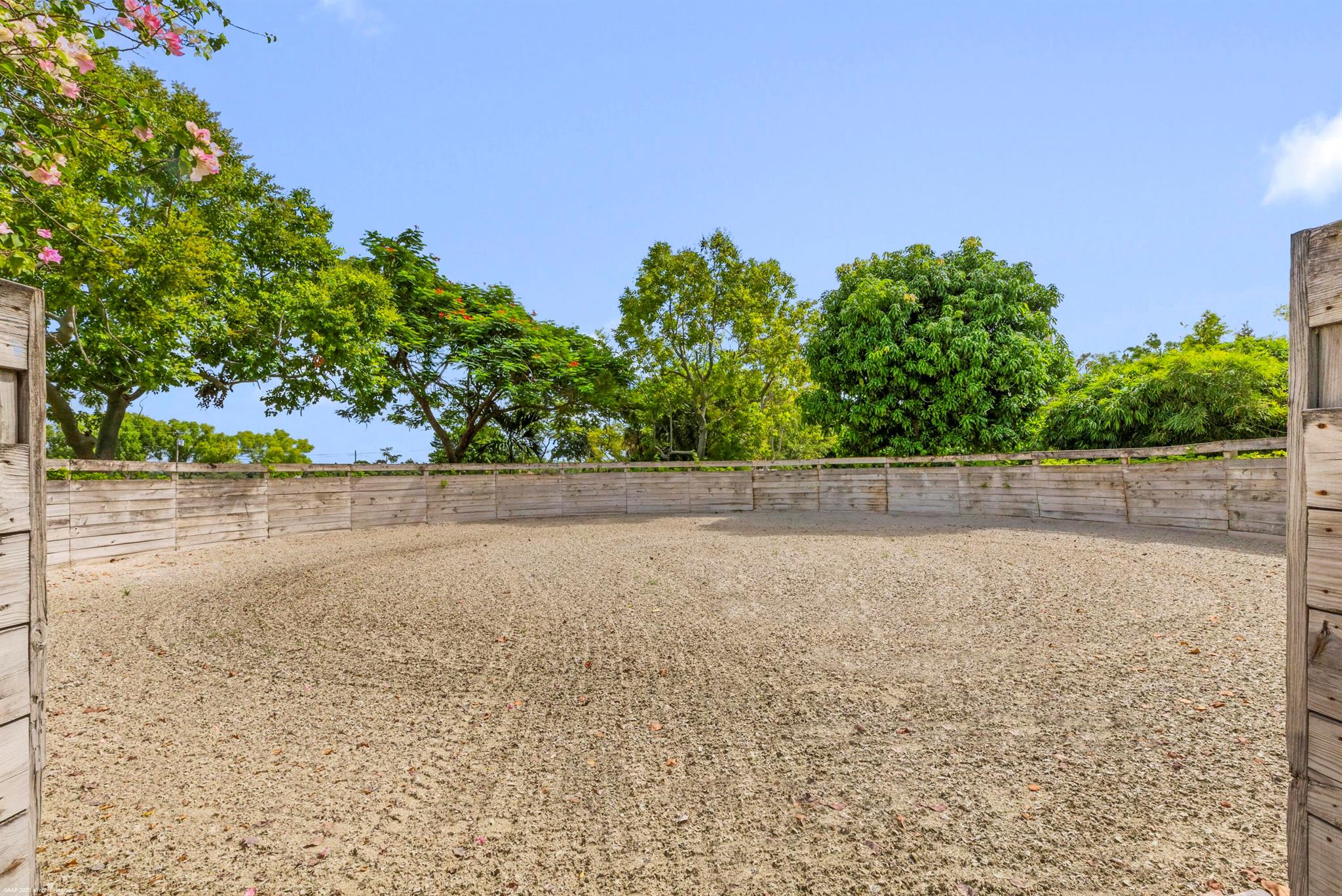 5110 S Shore Boulevard