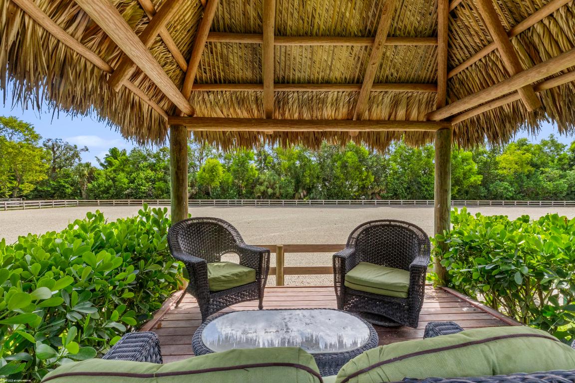 5110 S Shore Boulevard