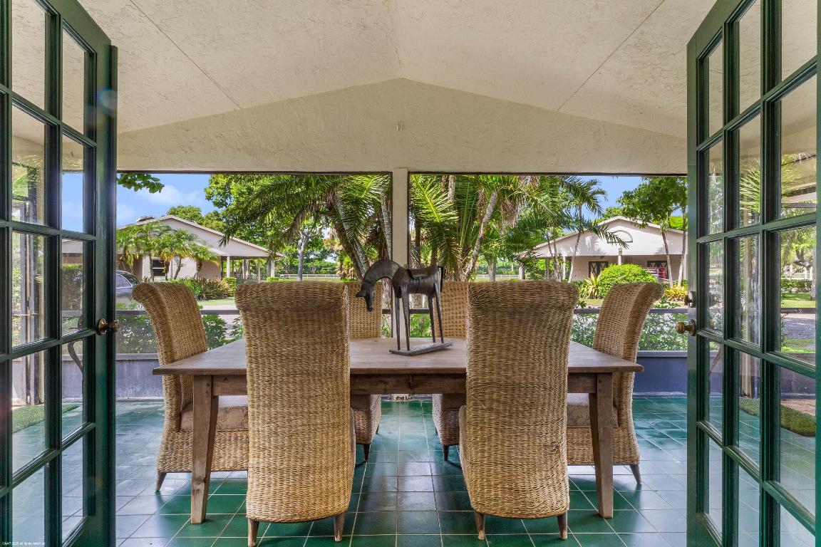 5110 S Shore Boulevard