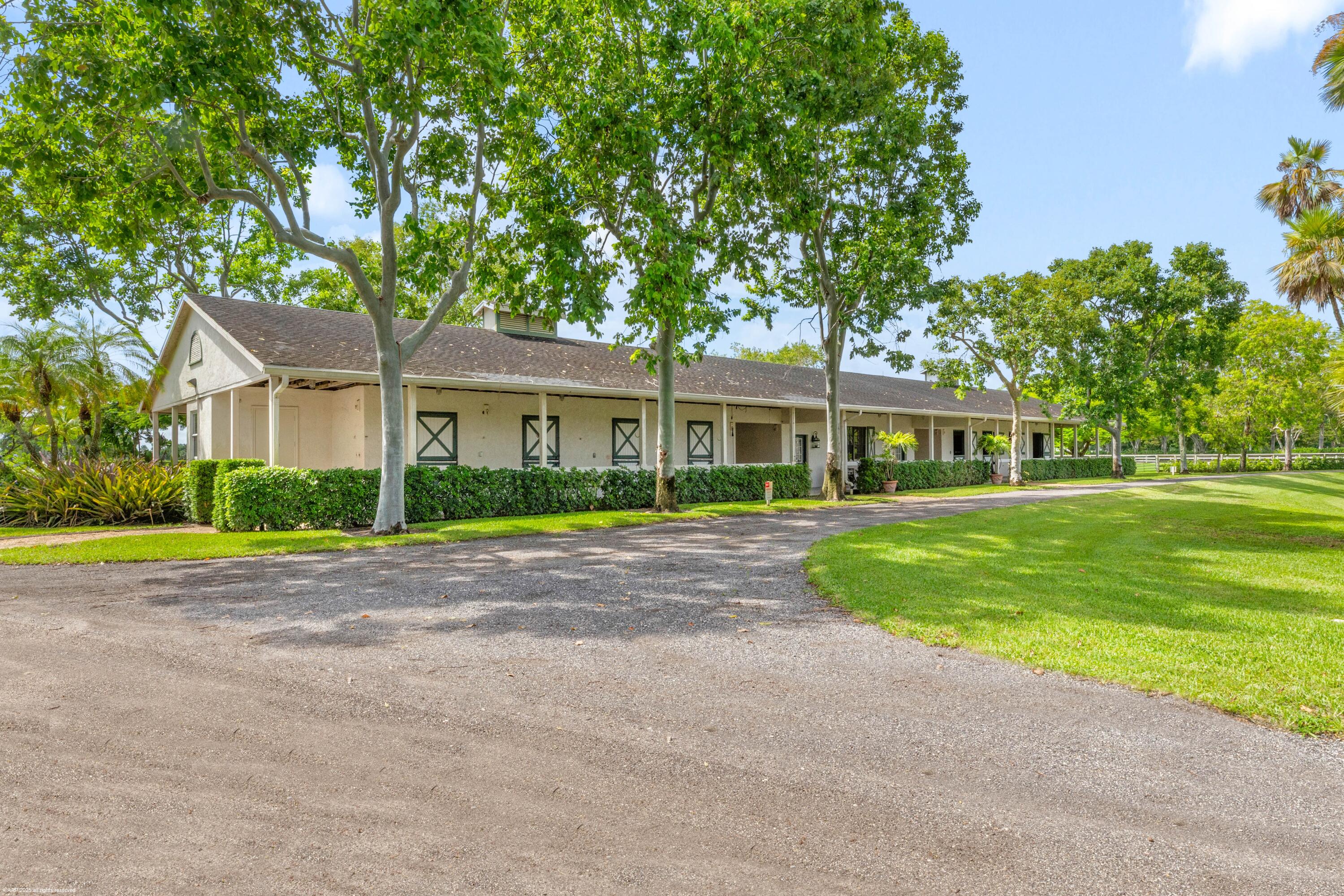 5110 S Shore Boulevard