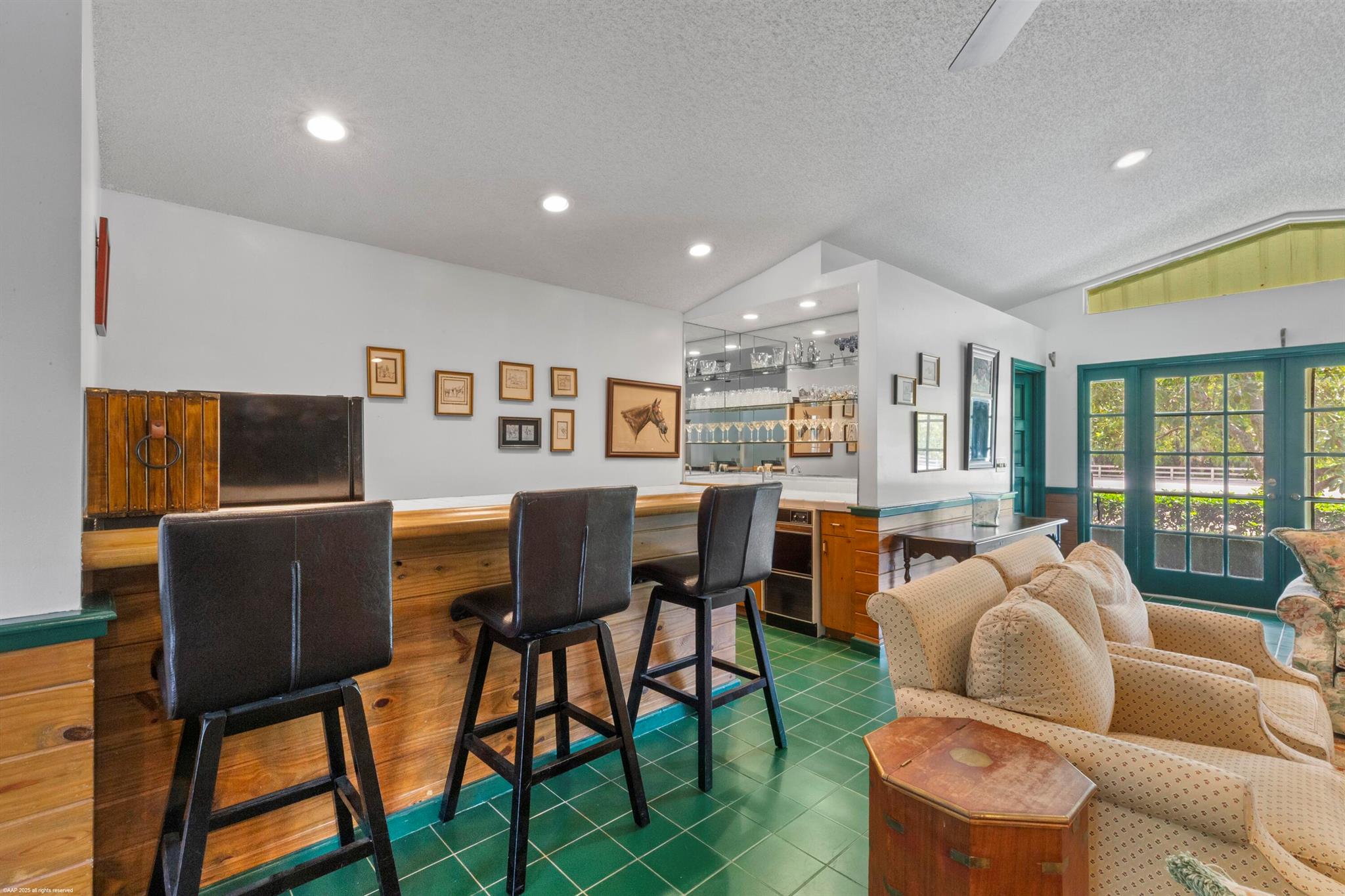 5110 S Shore Boulevard