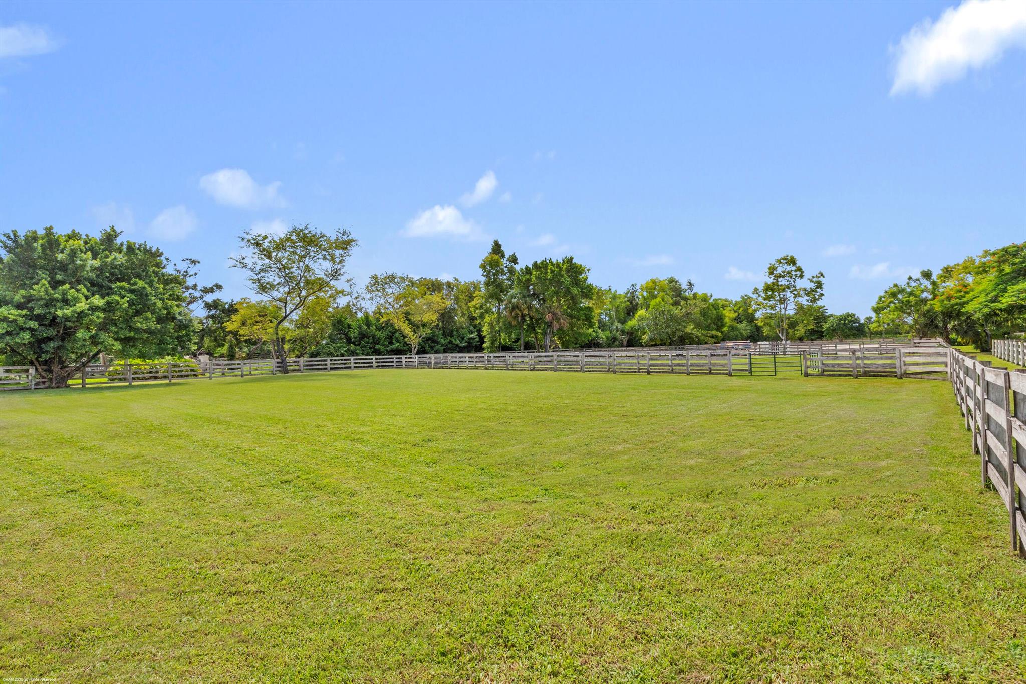 5110 S Shore Boulevard