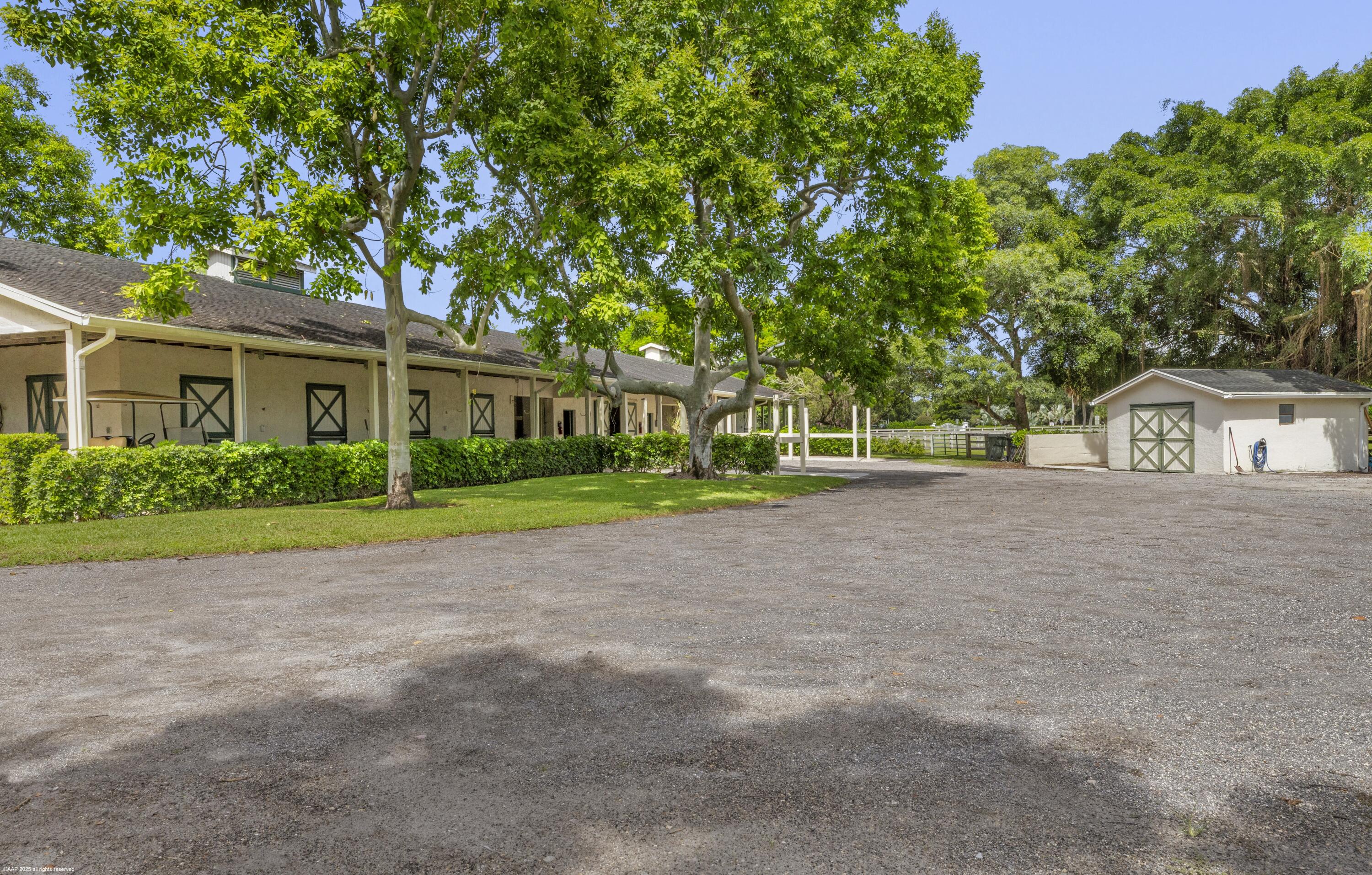 5110 S Shore Boulevard