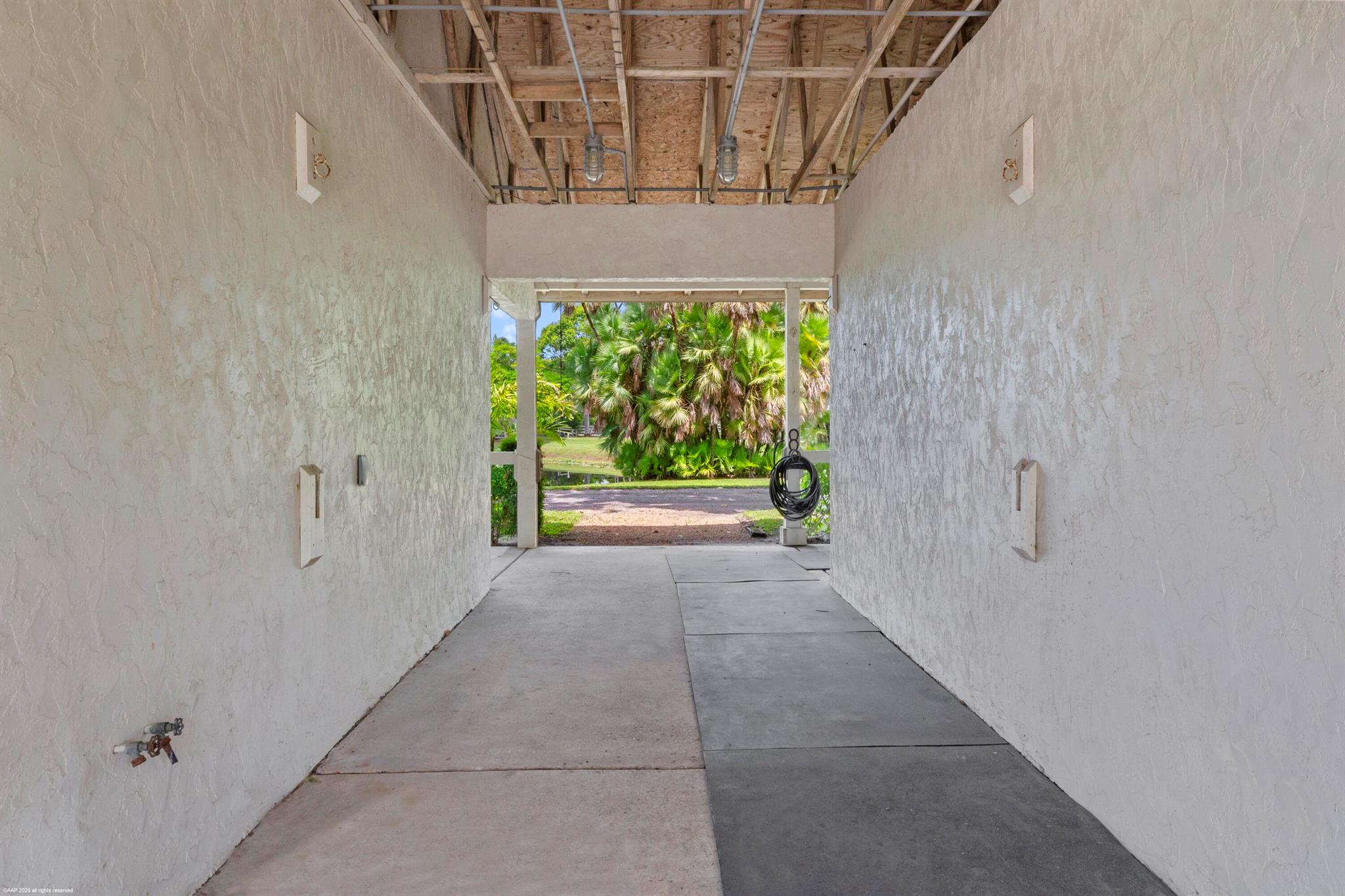 5110 S Shore Boulevard