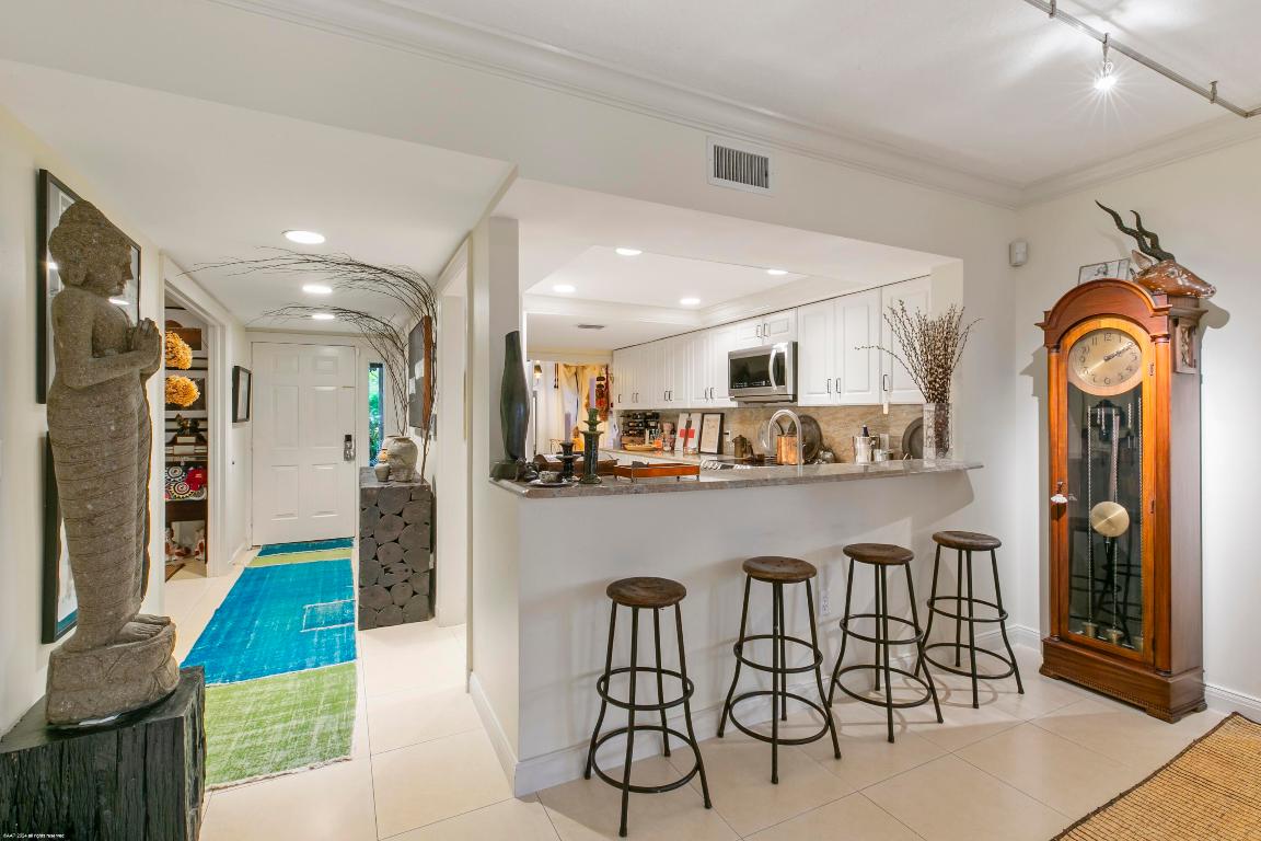 2735 Polo Island Drive E K103