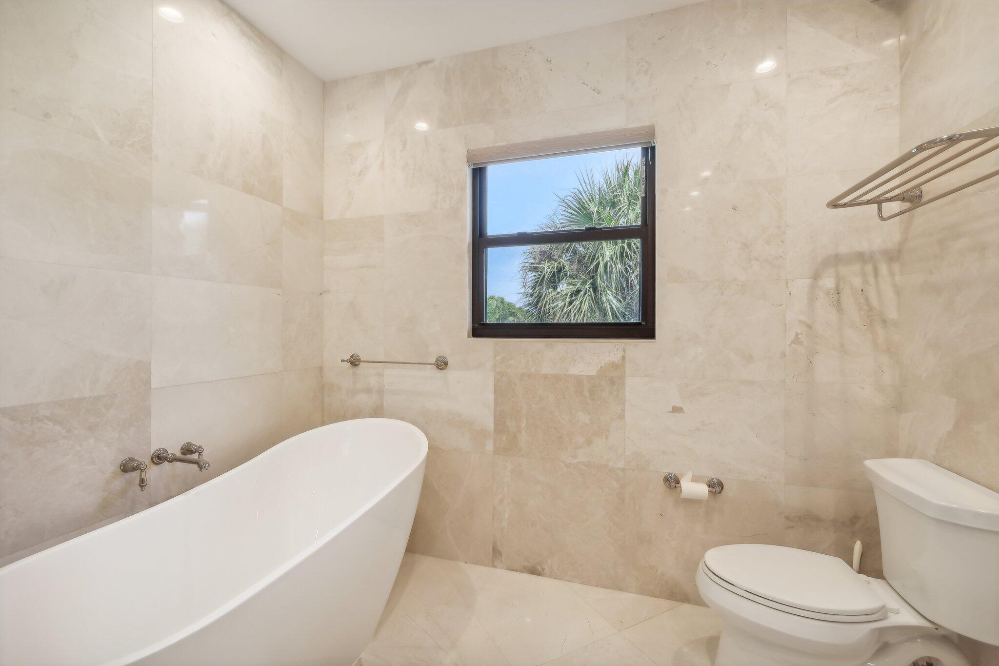 2785 Polo Island Drive J301