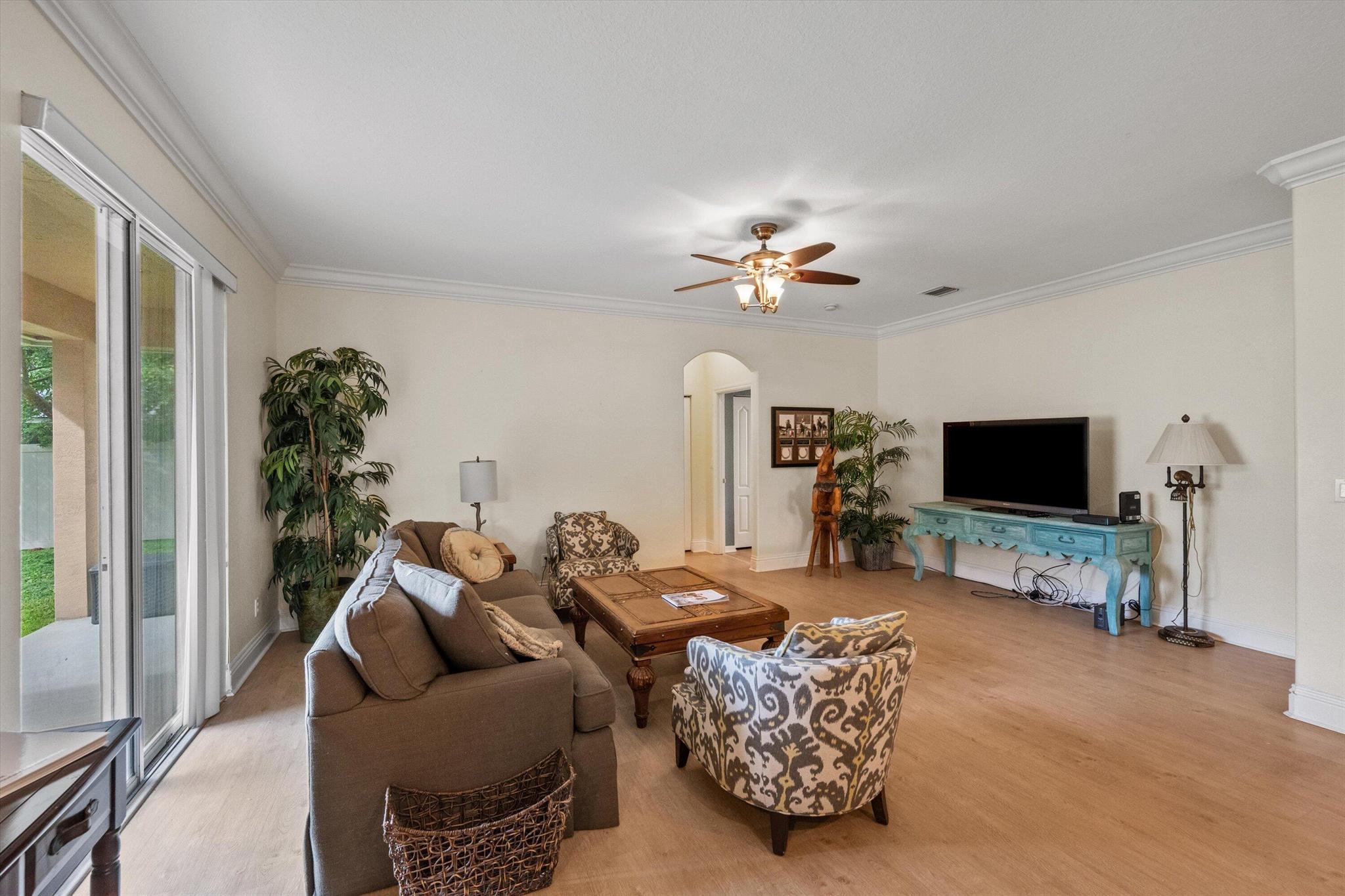 2981 Dovedale Court E