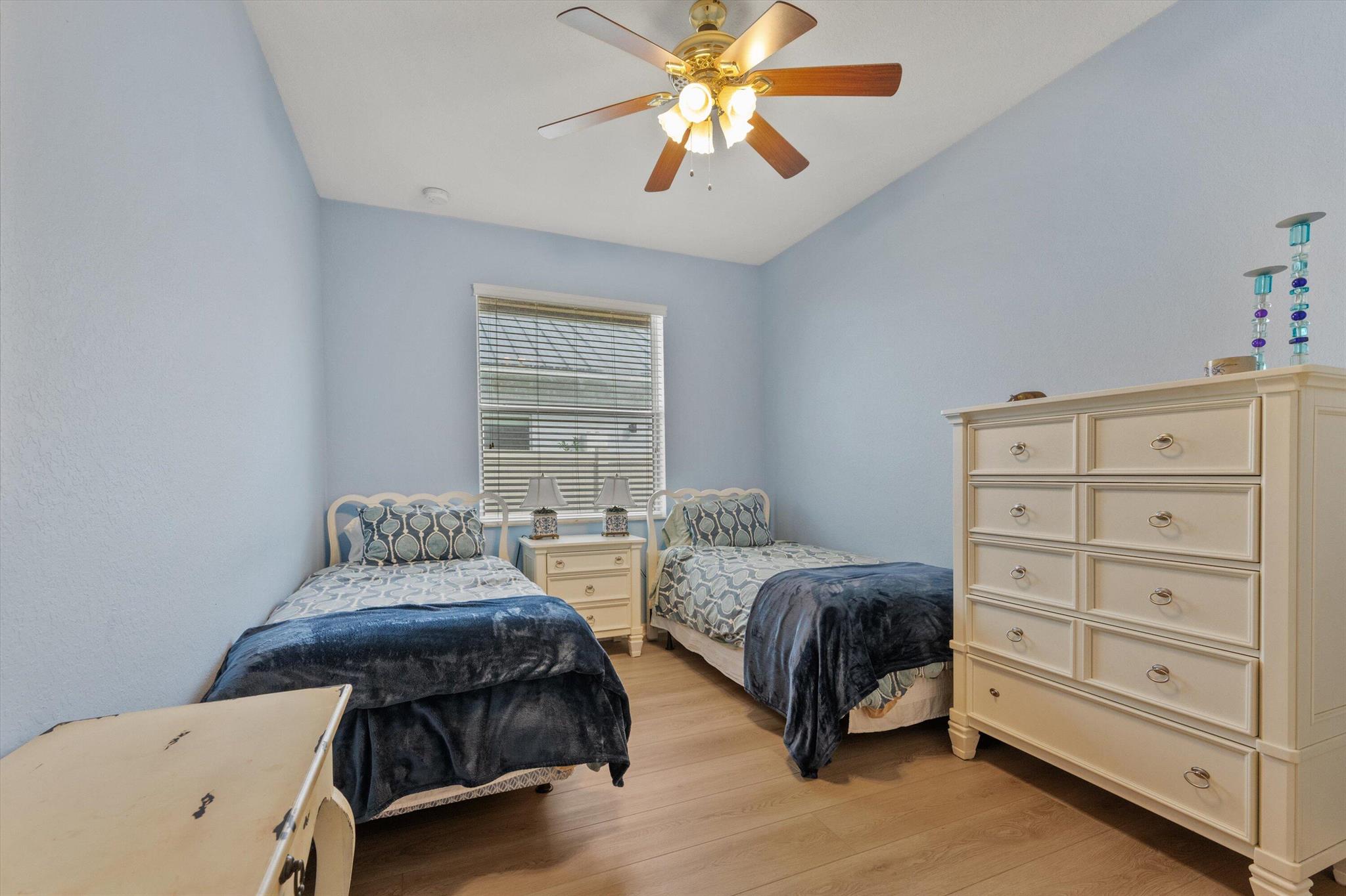 2981 Dovedale Court E