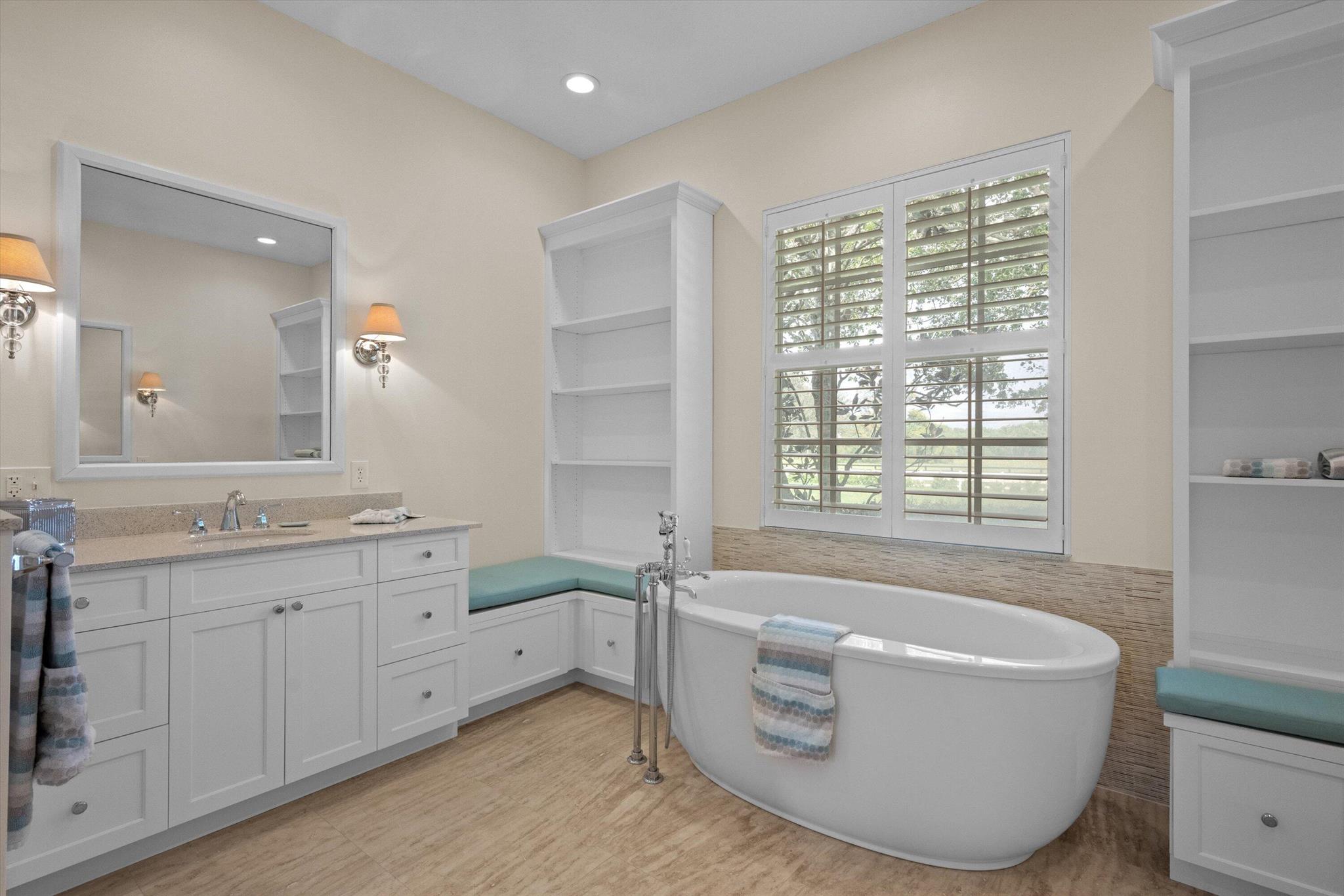 15416 Sunnyland Lane