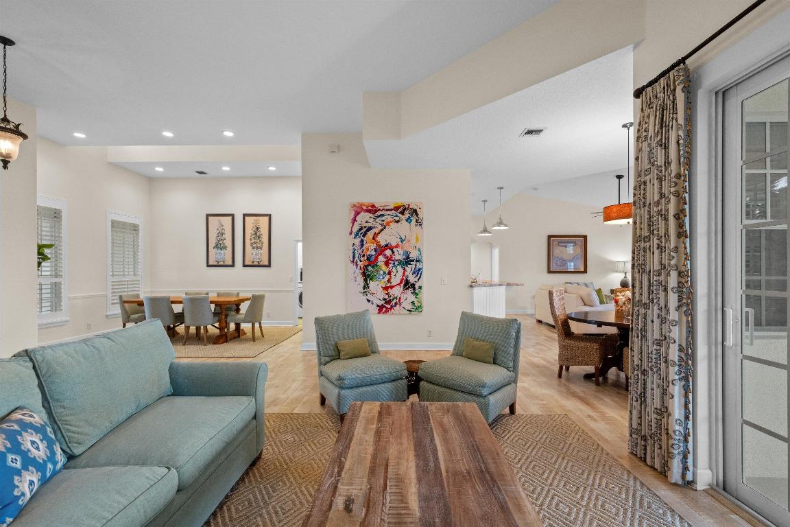 15416 Sunnyland Lane