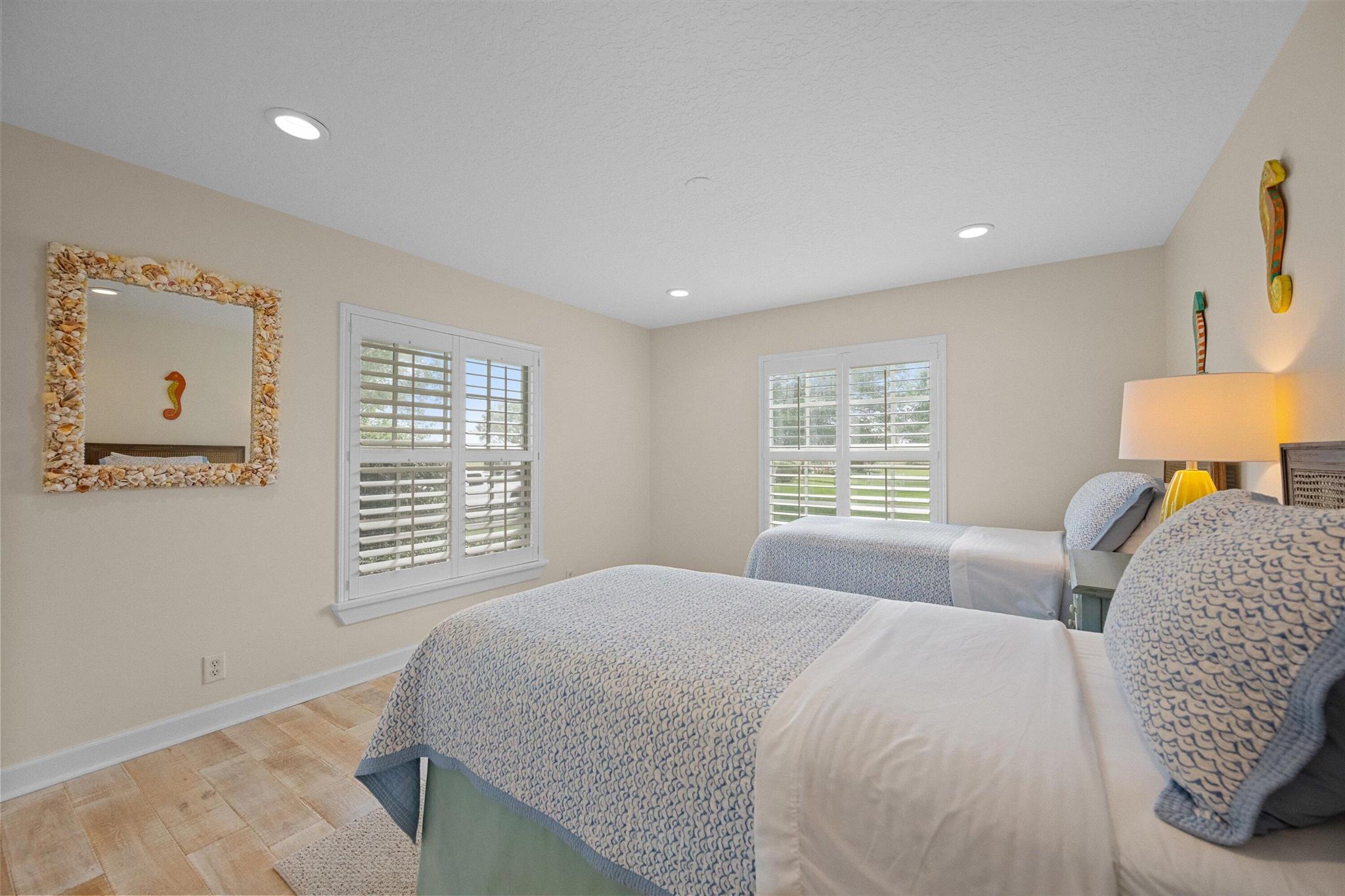 15416 Sunnyland Lane