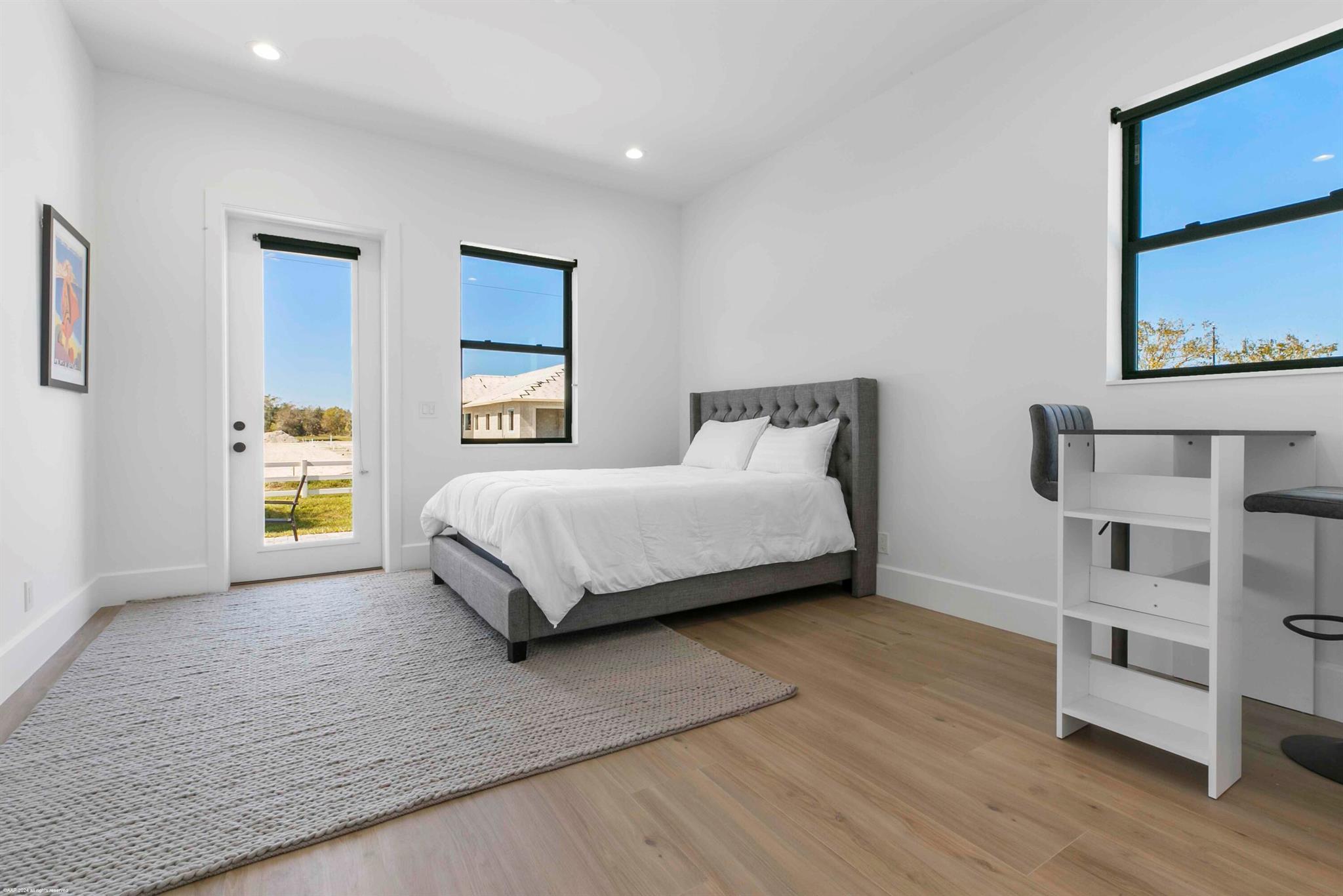 15293 Sunnyland Lane