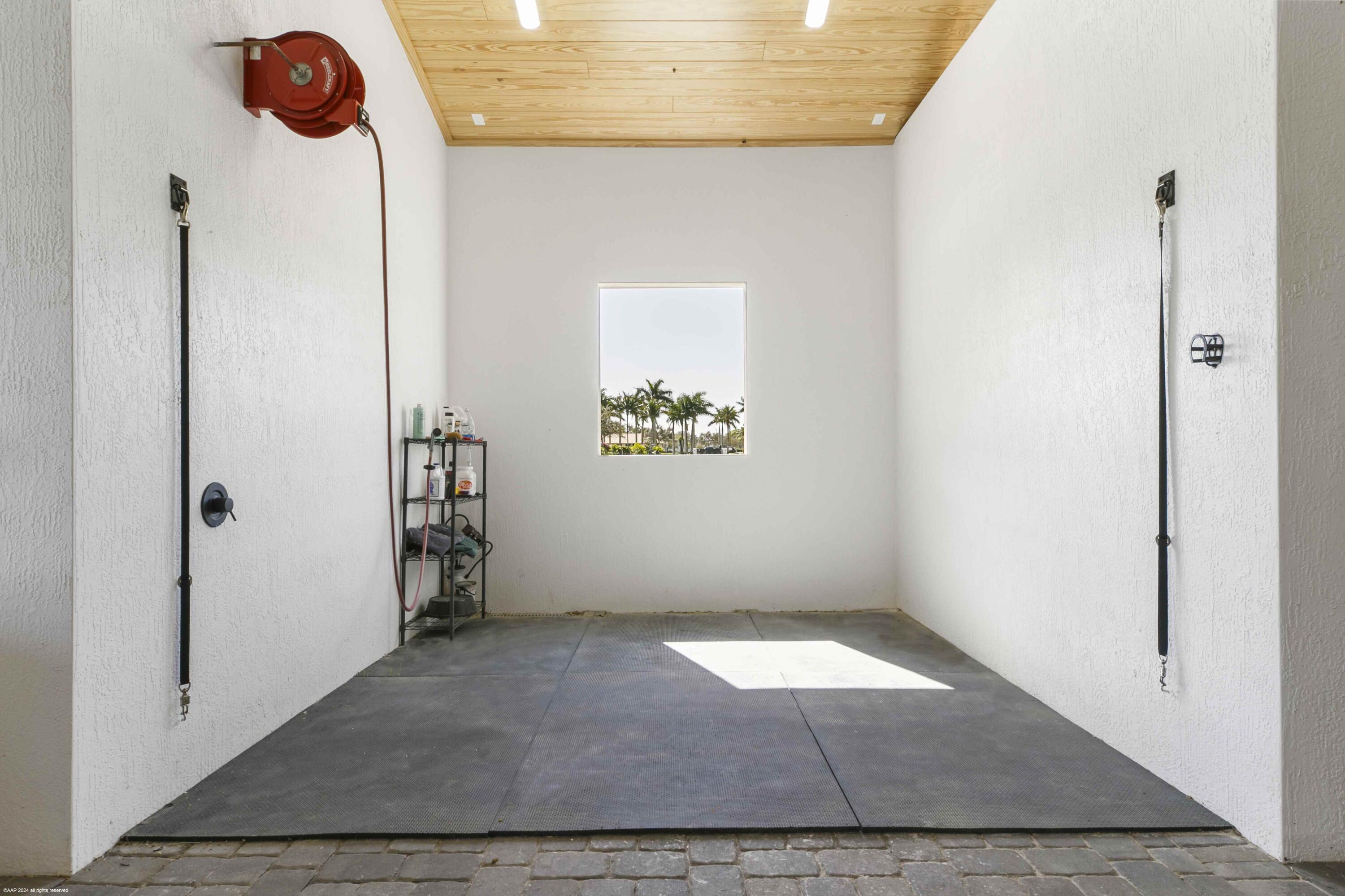 15293 Sunnyland Lane