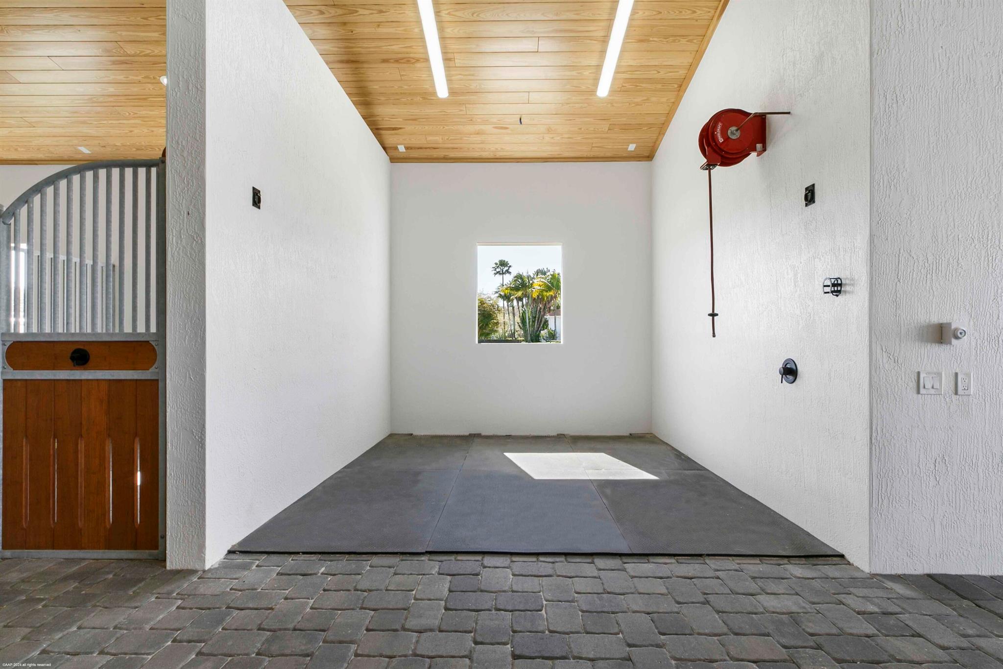 15293 Sunnyland Lane