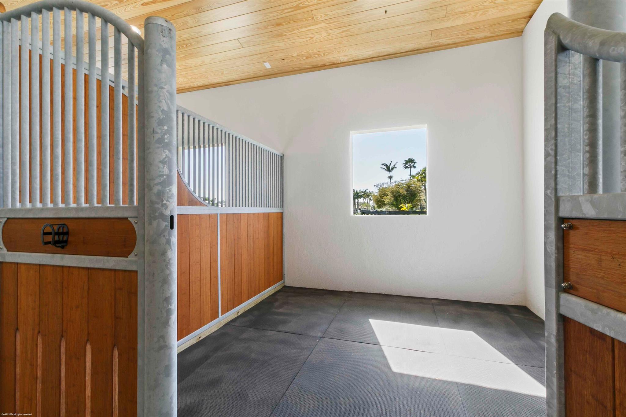 15293 Sunnyland Lane