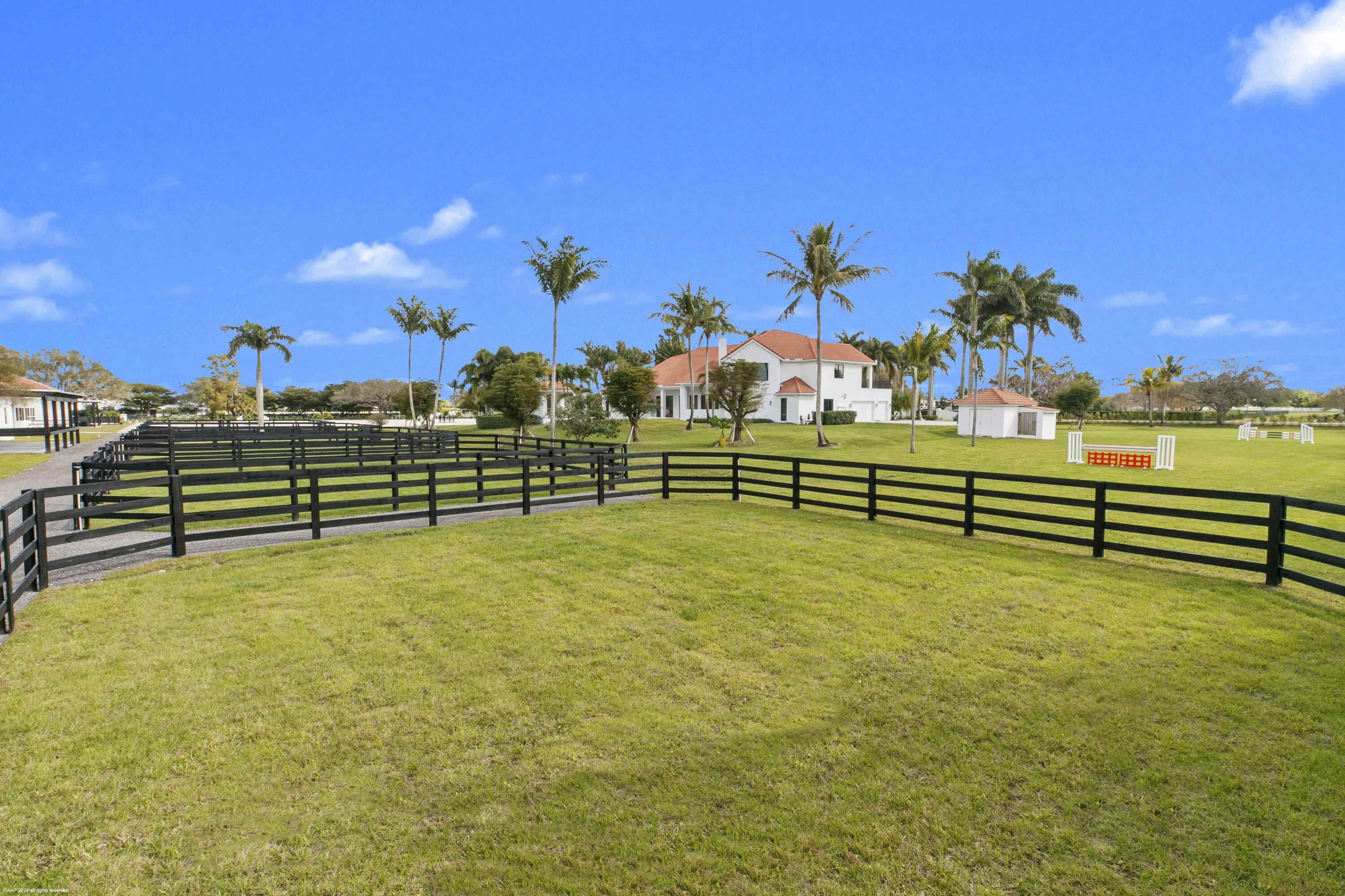 15293 Sunnyland Lane