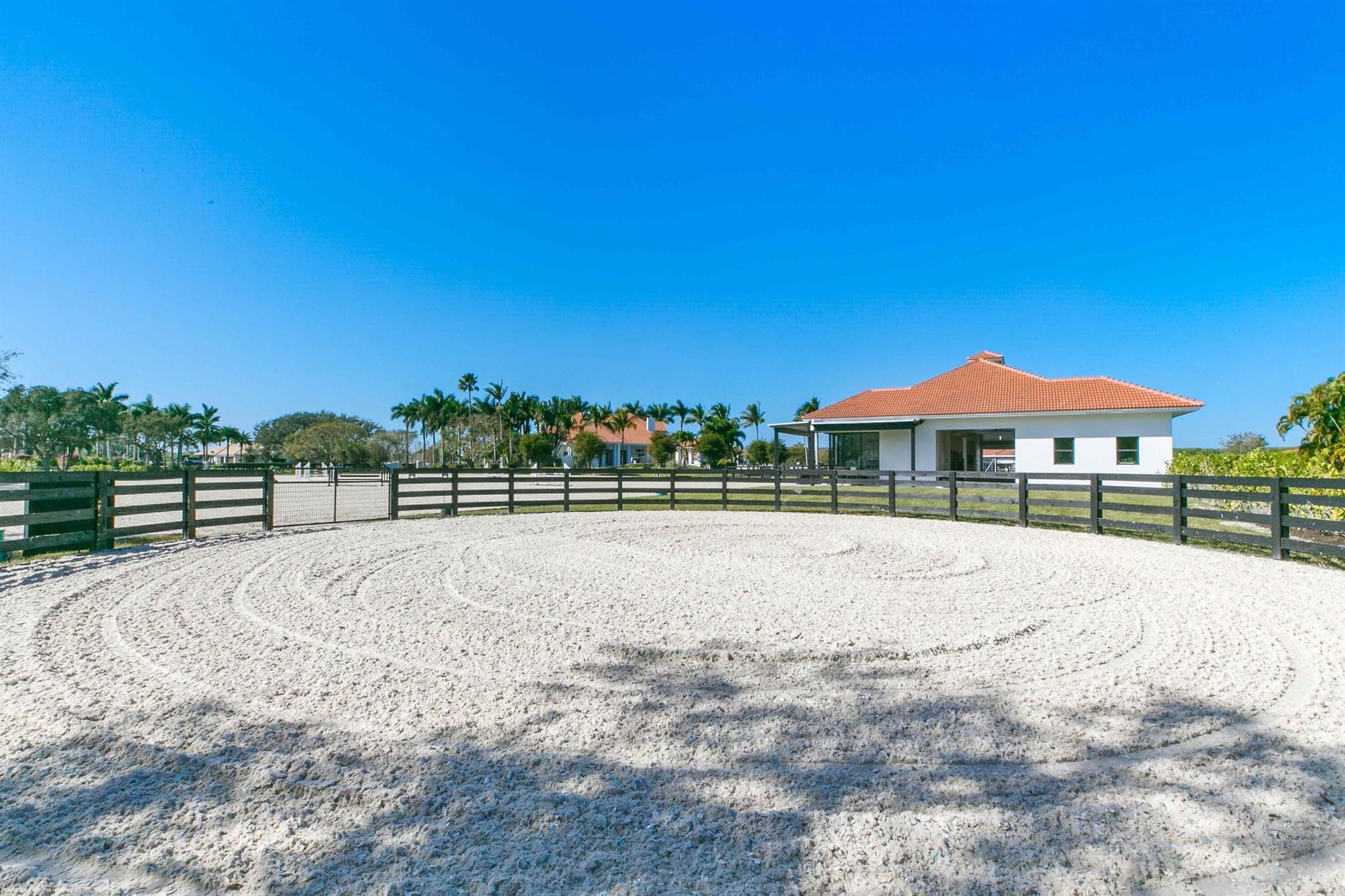 15293 Sunnyland Lane